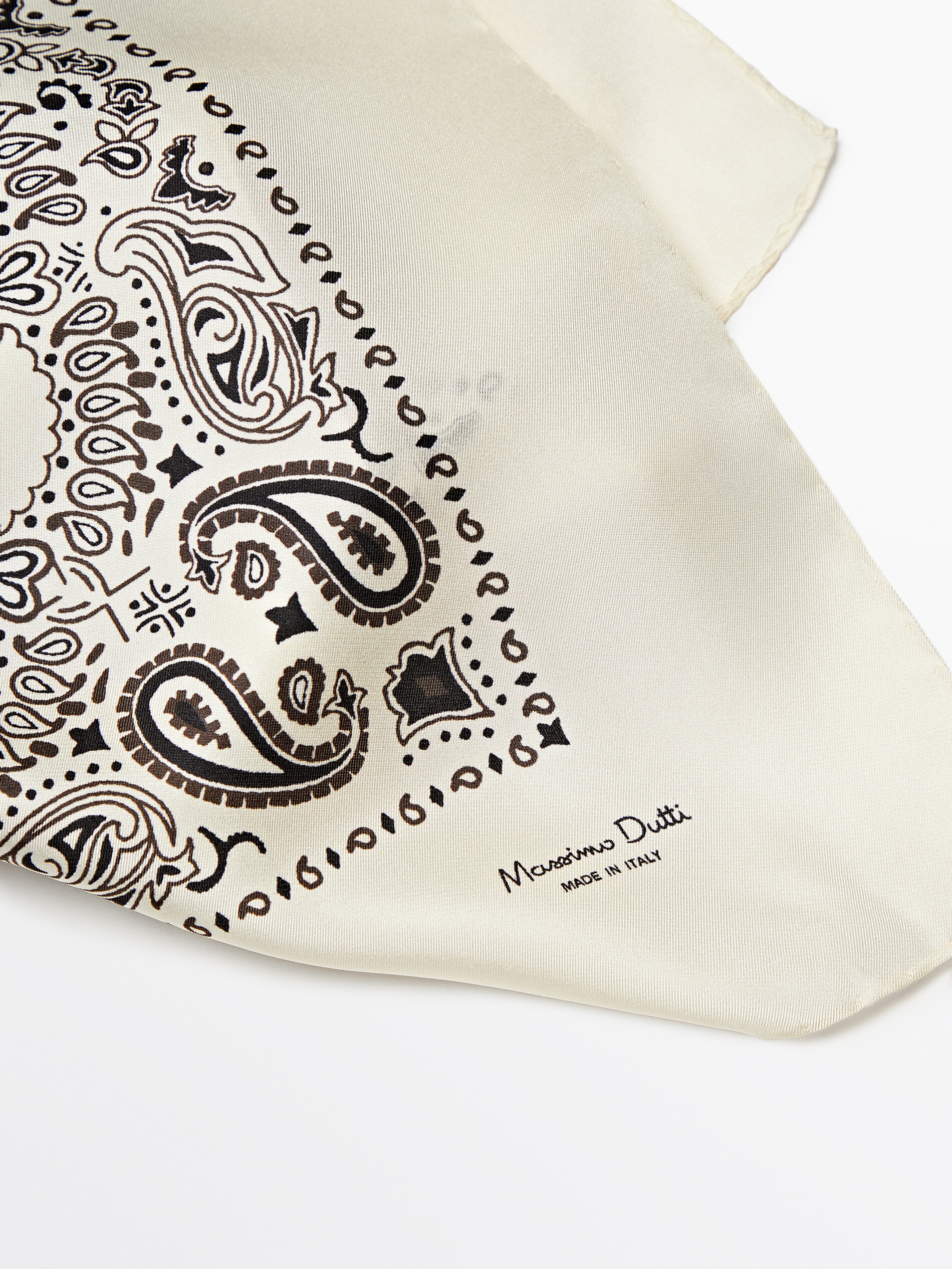 100 silk paisley print scarf