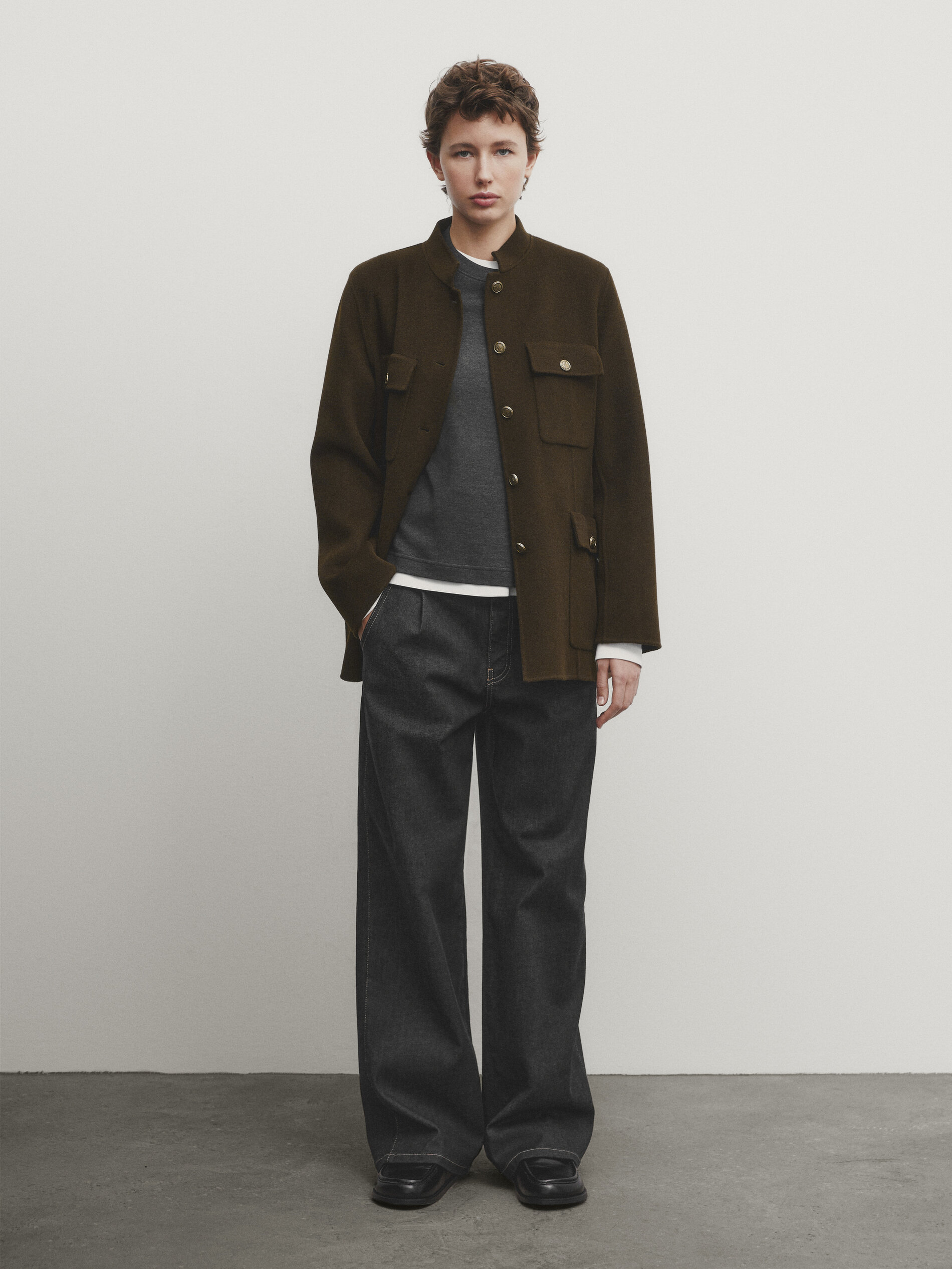 Wool blend jacket with pockets and gold buttons