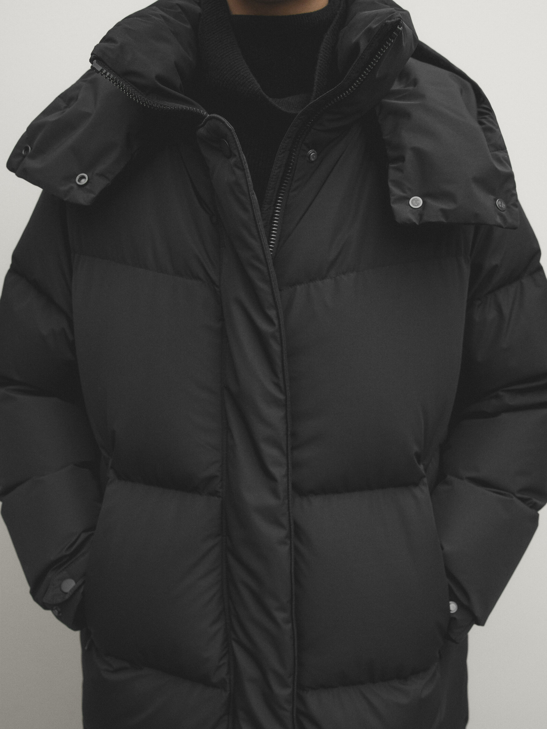 Hooded technical jacket with down and feathers filling