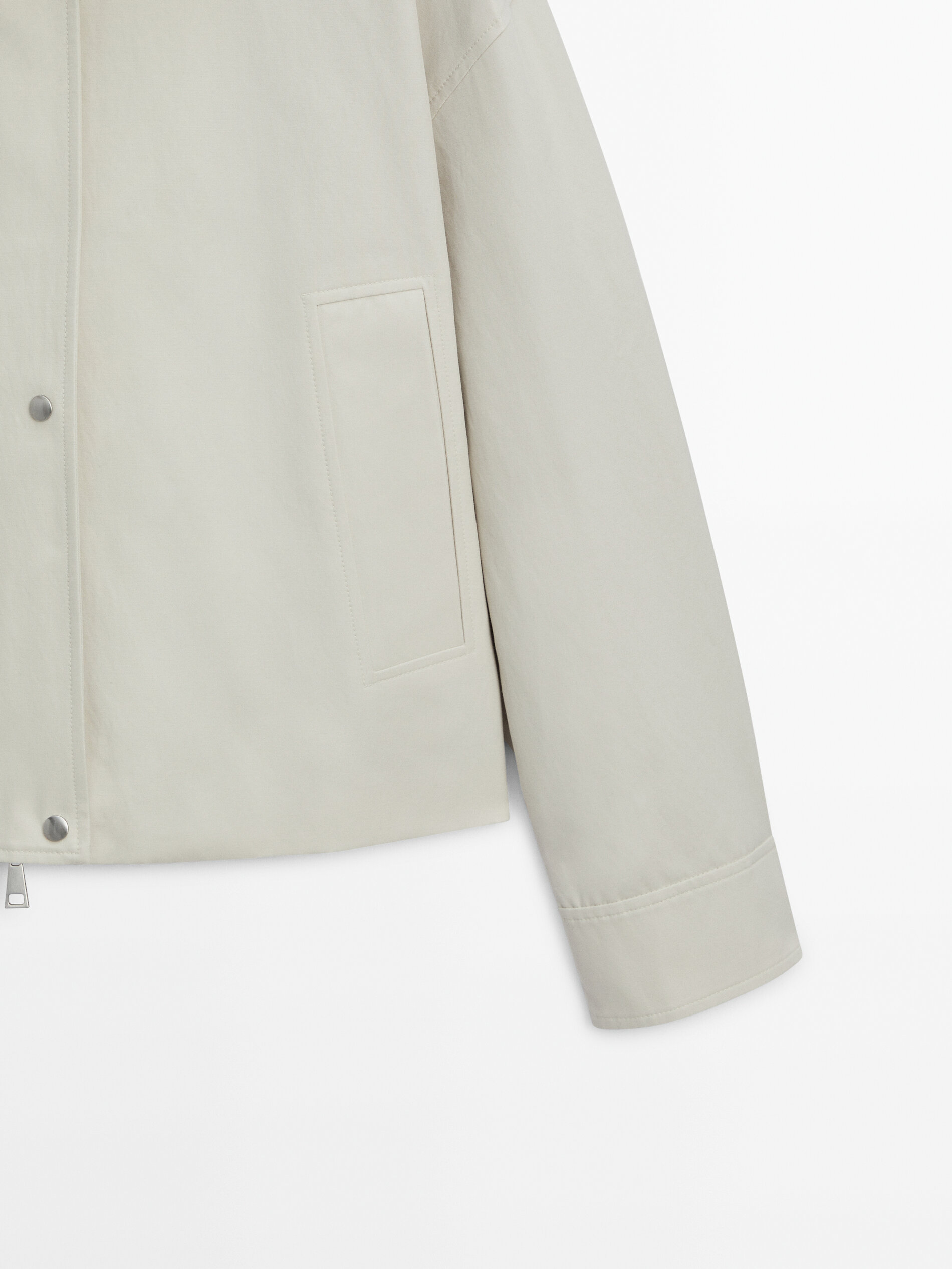 High neck jacket with snap buttons