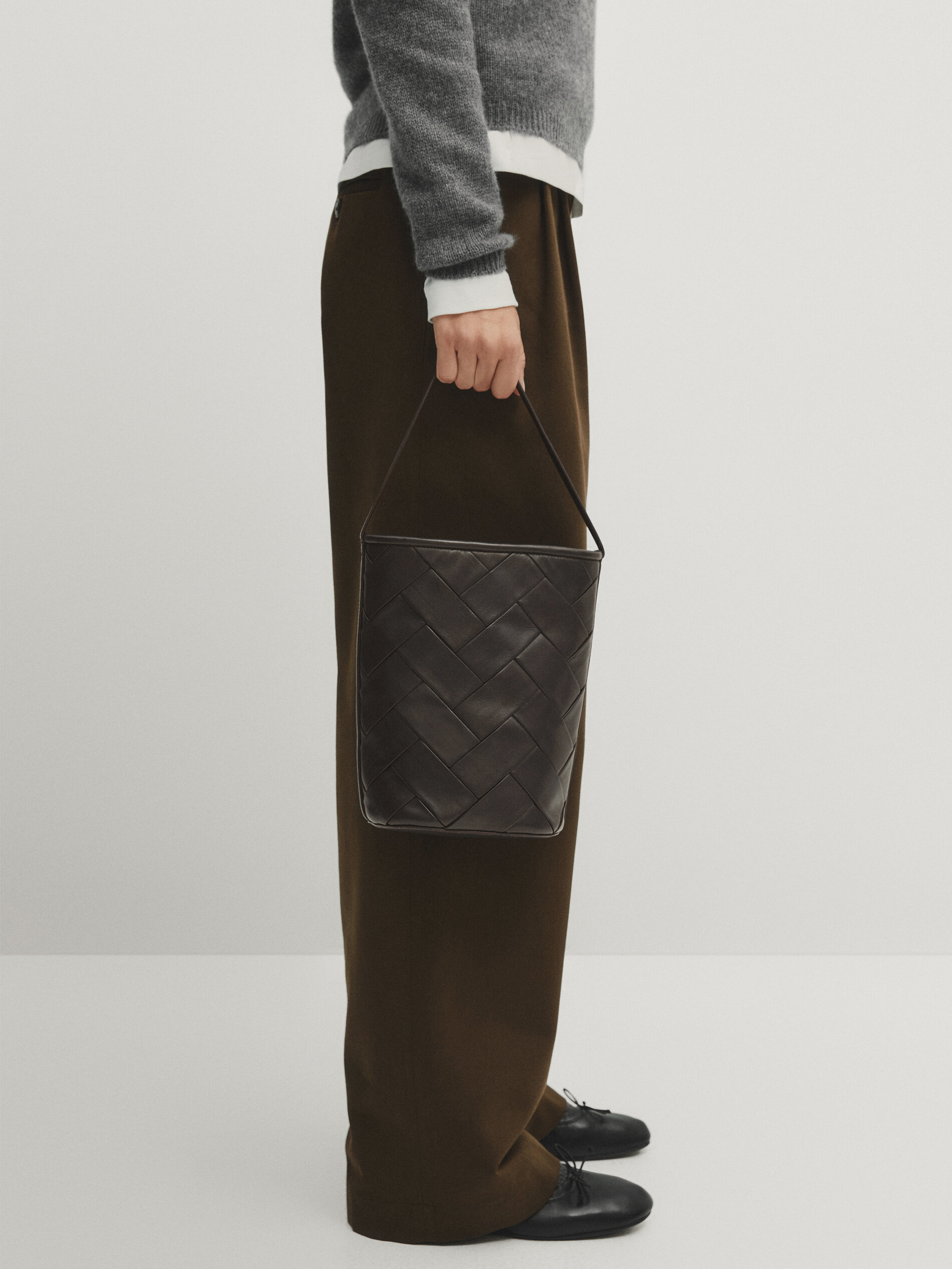 Bolso piel best sale marron massimo dutti
