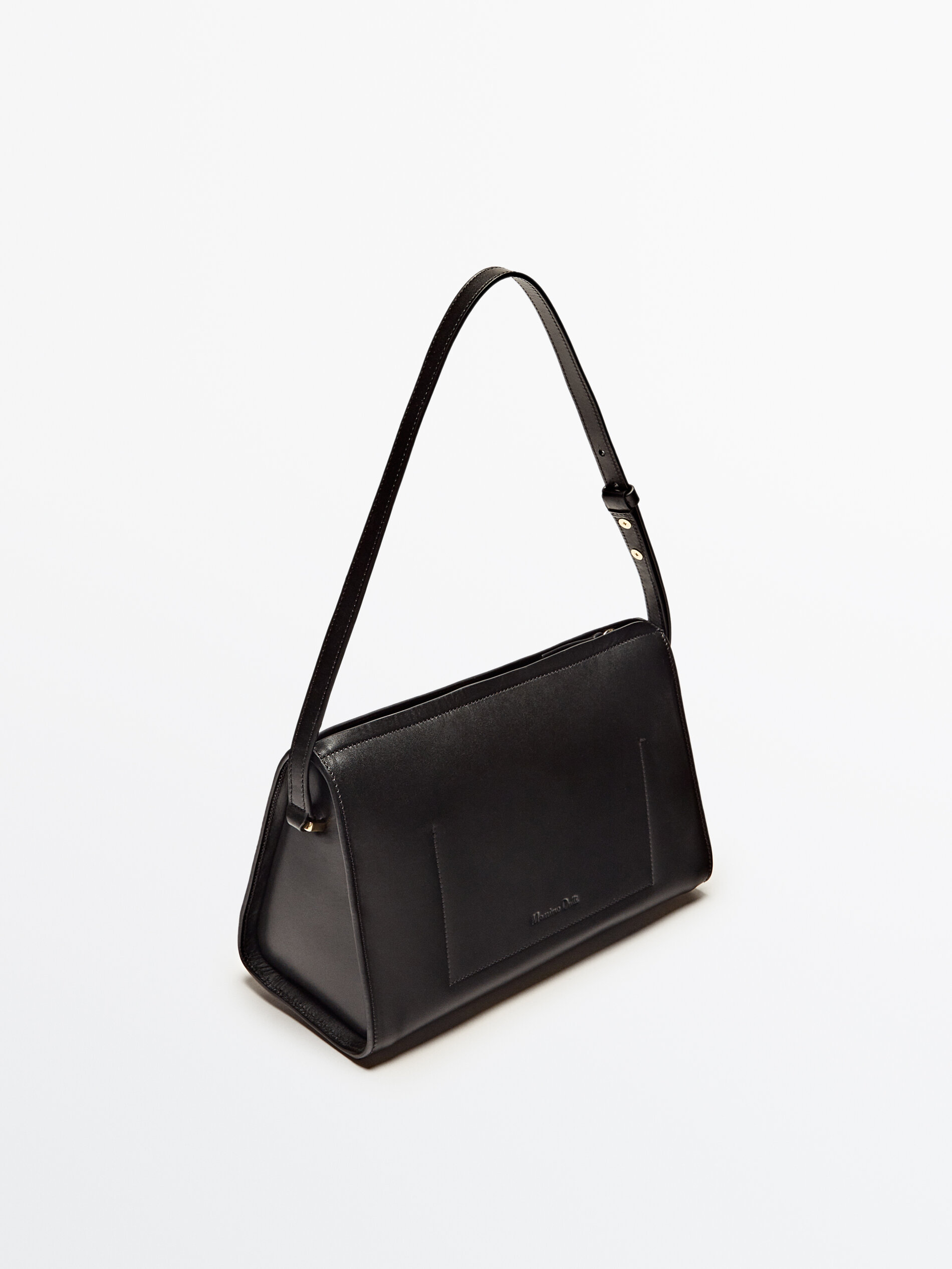 Plain leather shoulder bag
