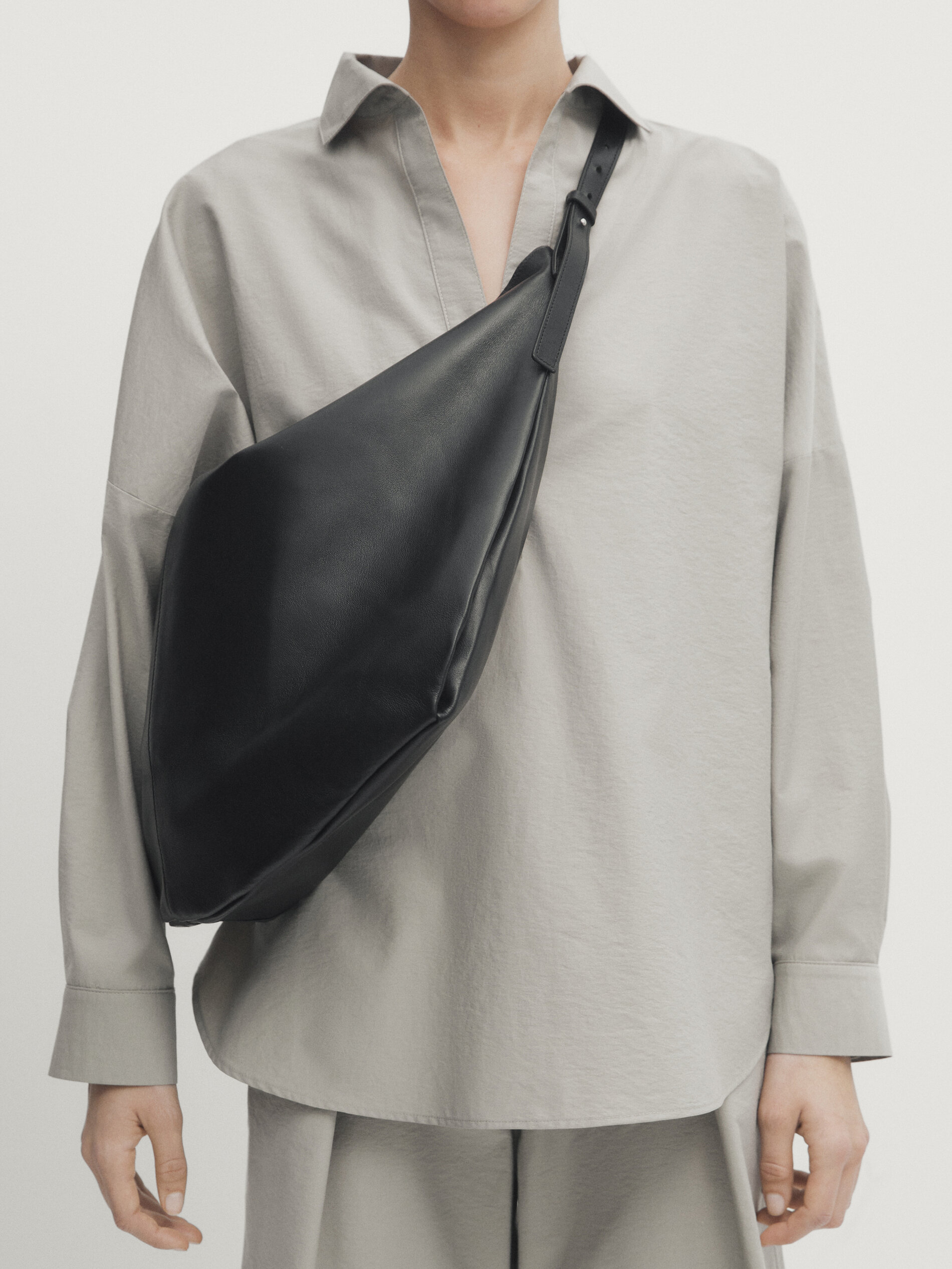Massimo dutti hotsell sling bag