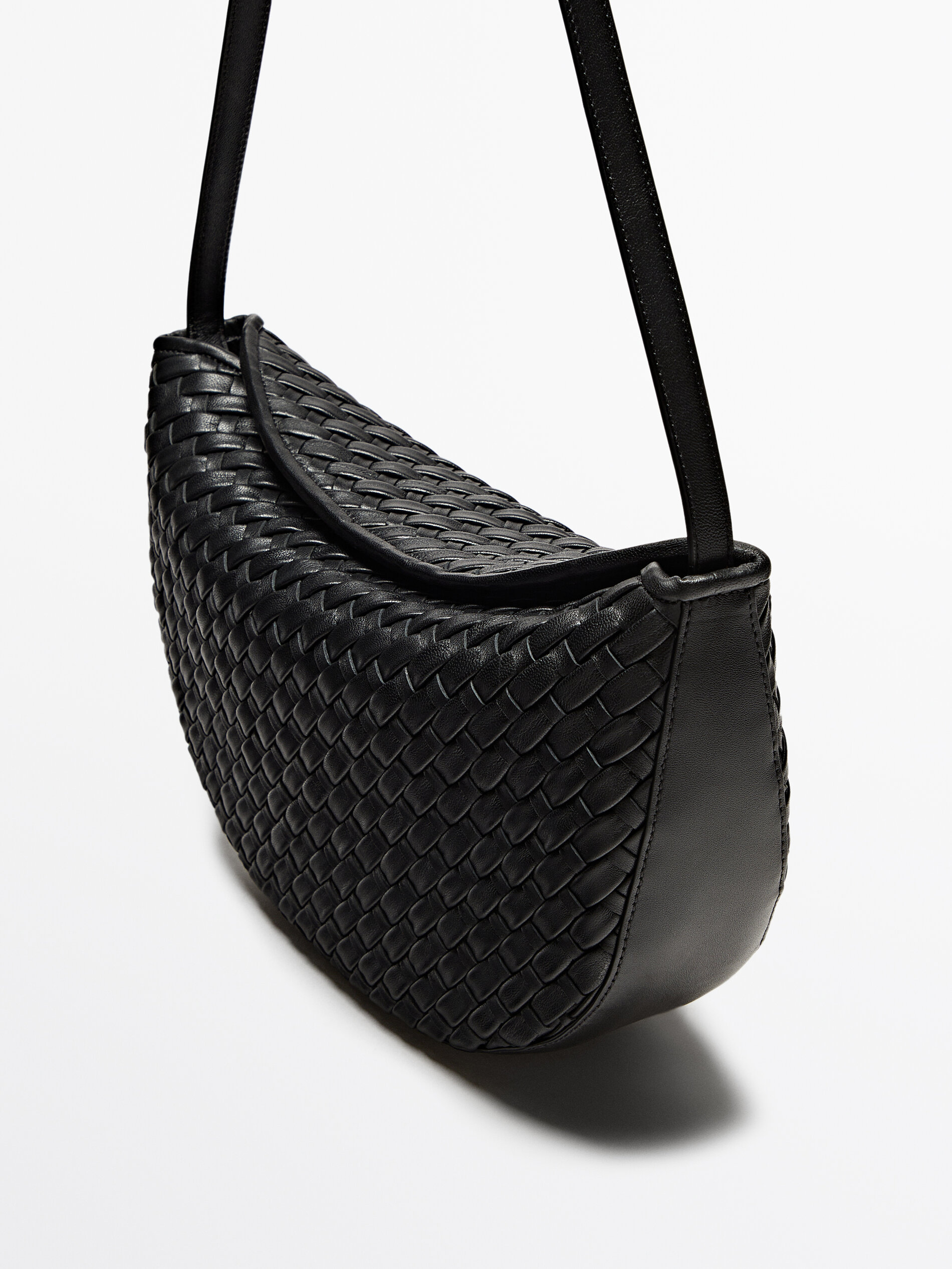 Massimo dutti black new arrivals leather bag