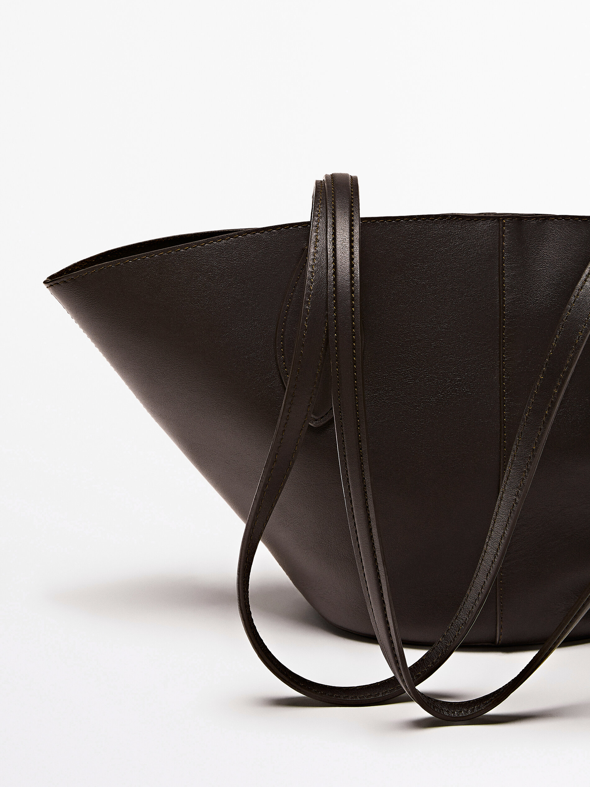 Massimo dutti 2025 leather tote bag