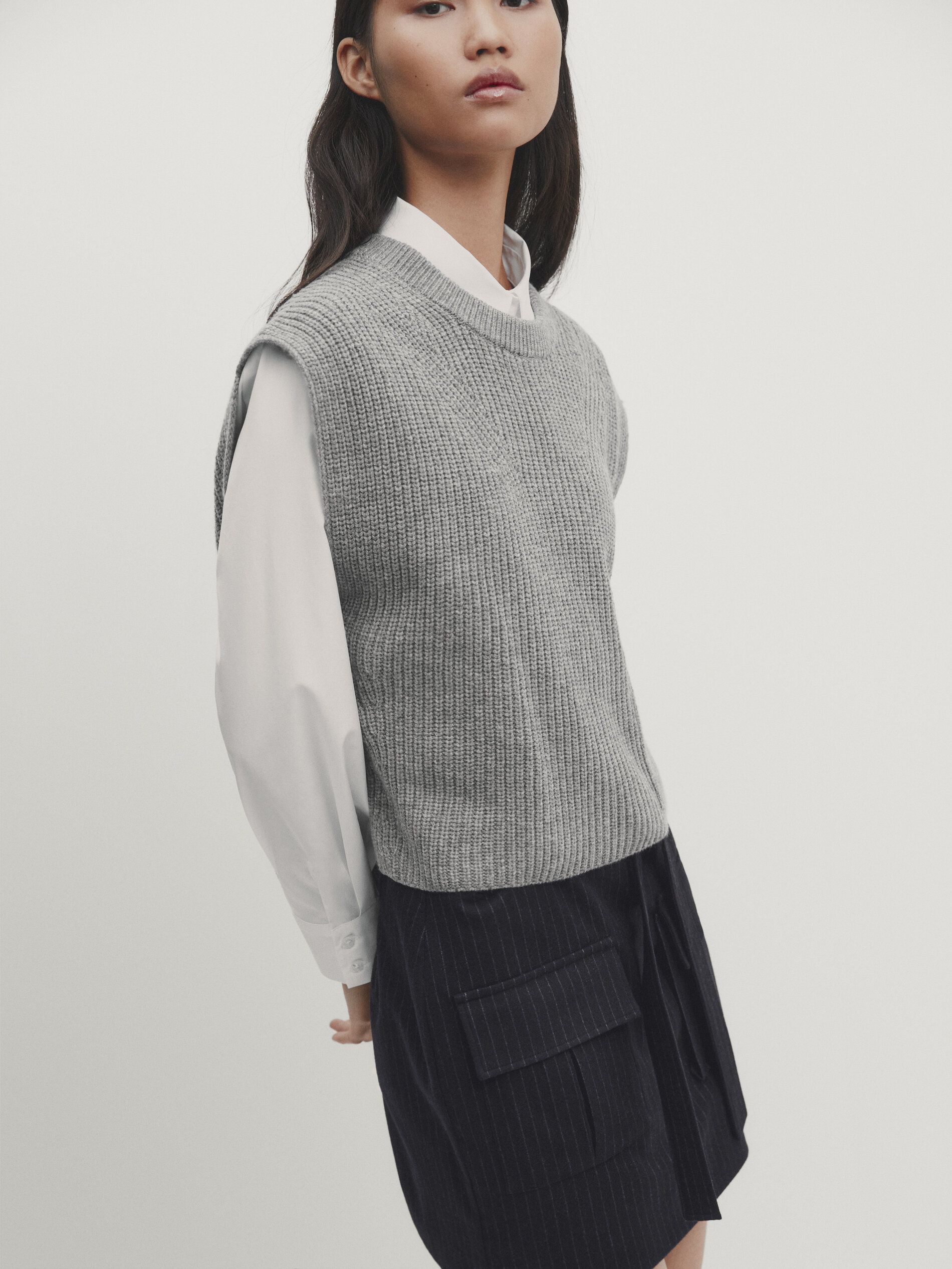 Navy blue skirts with pockets shop