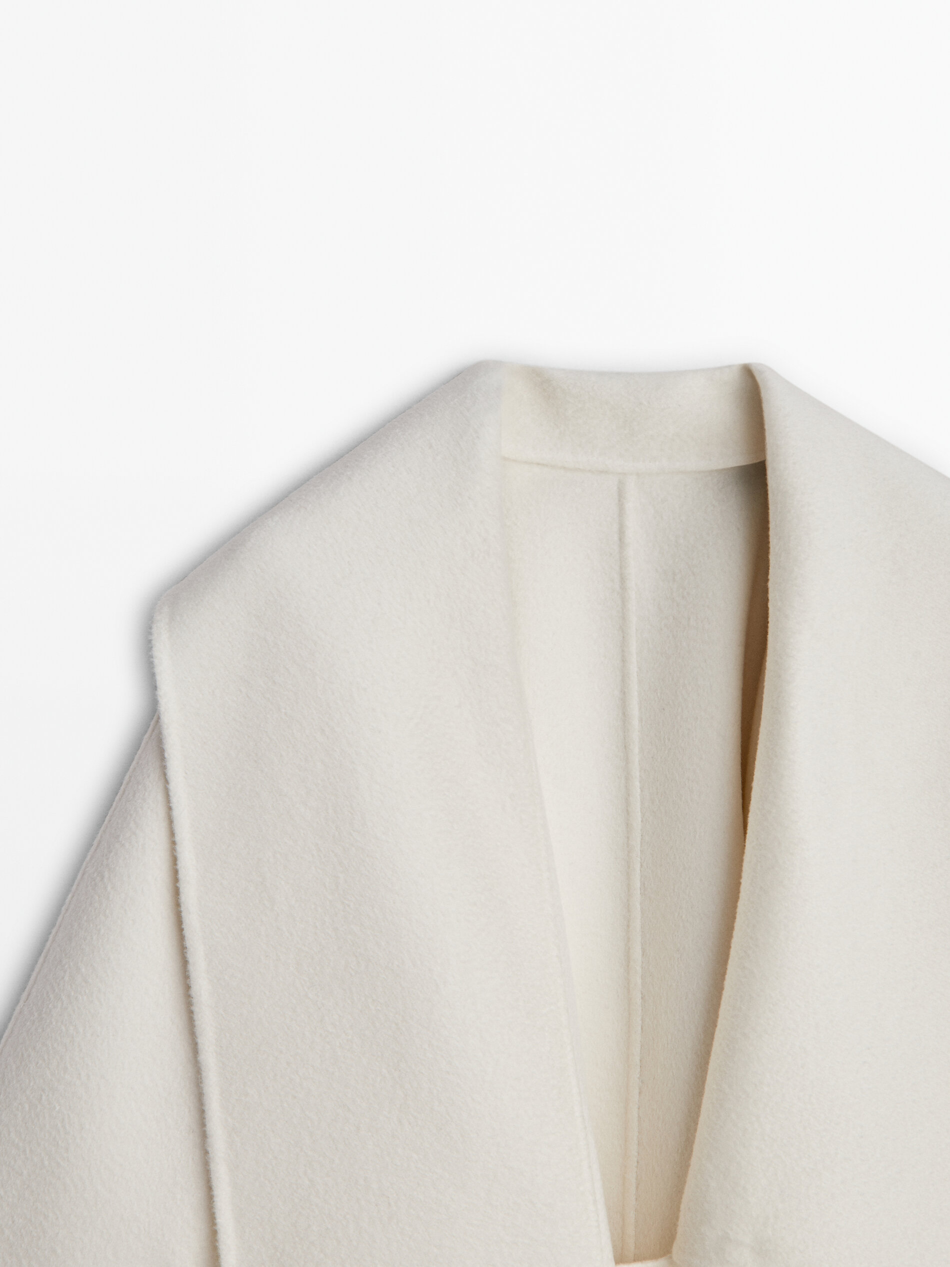 Lapel collar coat with belt Studio