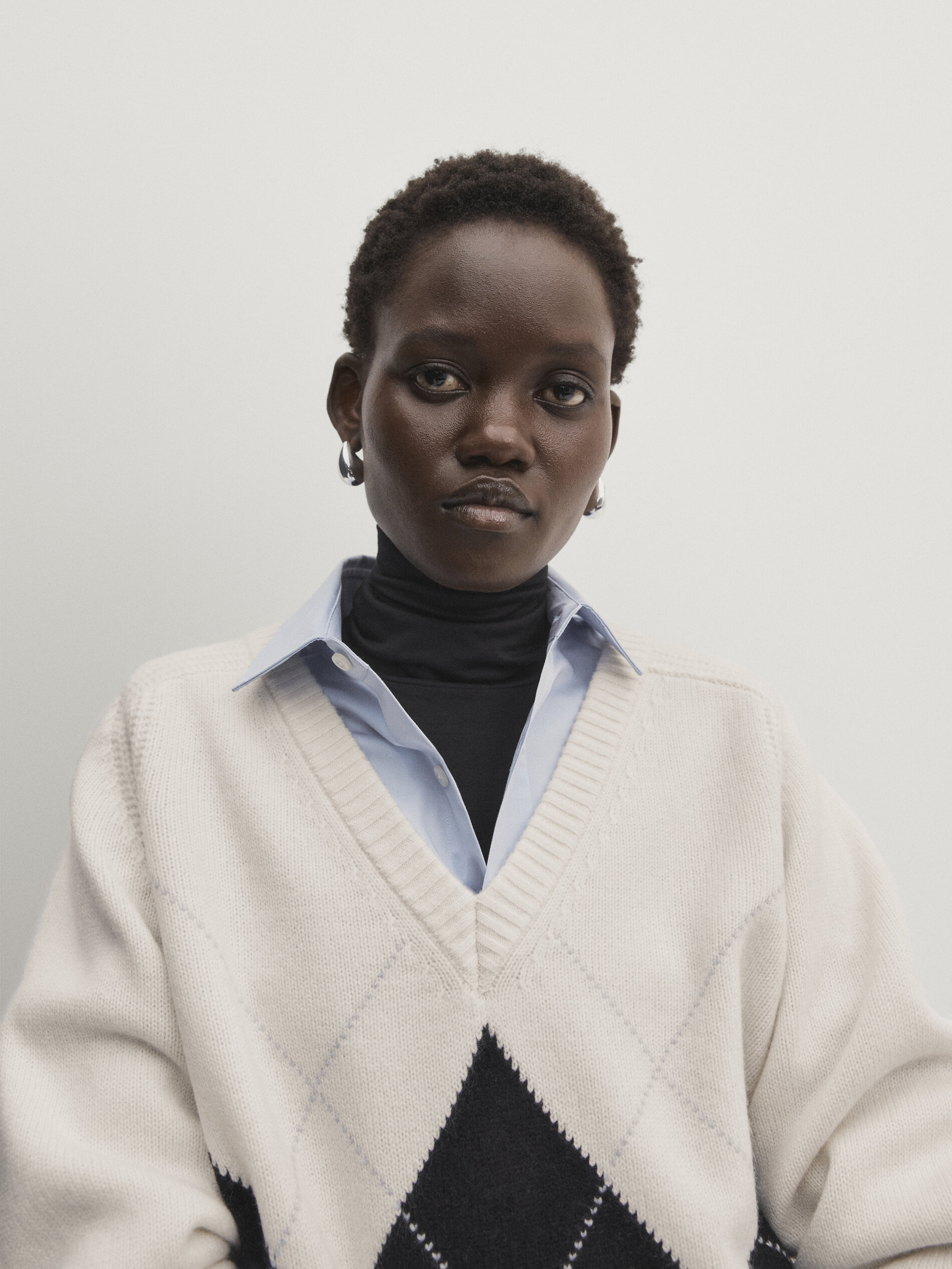 Diamond clothing best sale sweaters