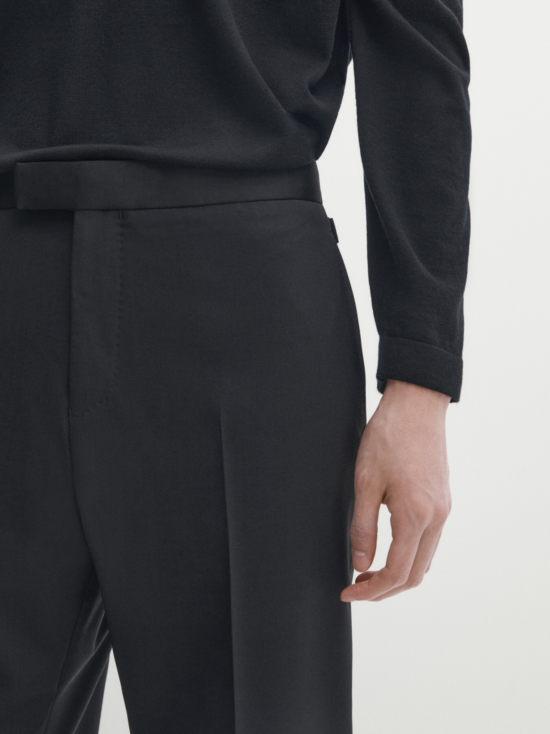 Noak Windowpan Plaid Grey Black Suit – MenSuitsPage
