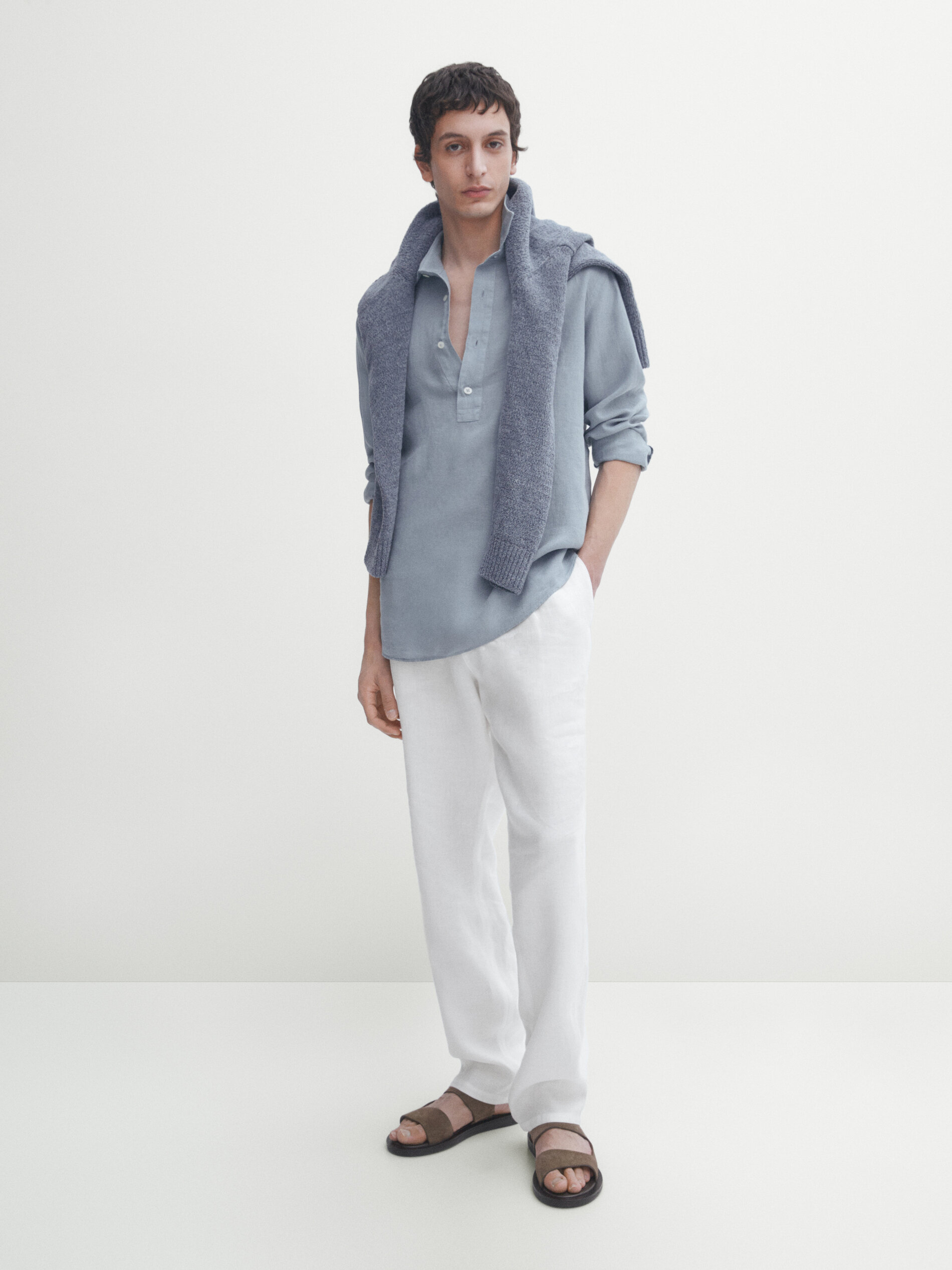 Camisa lino cuello polo regular fit
