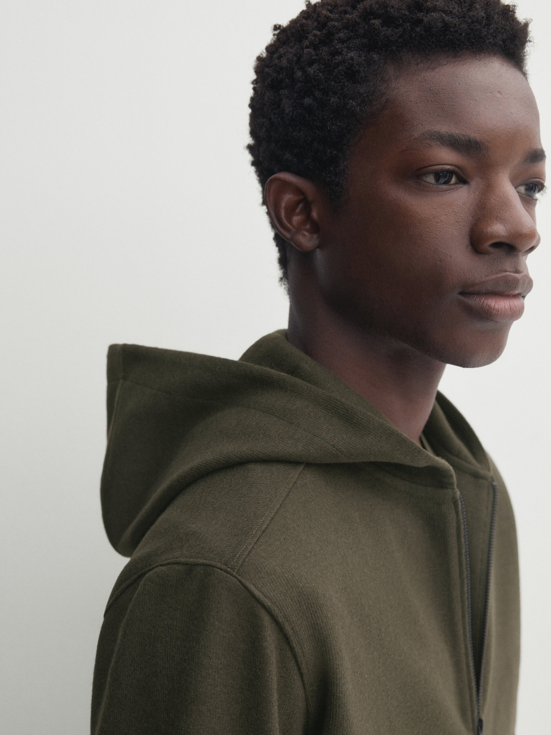 Sudaderas hombre hotsell massimo dutti