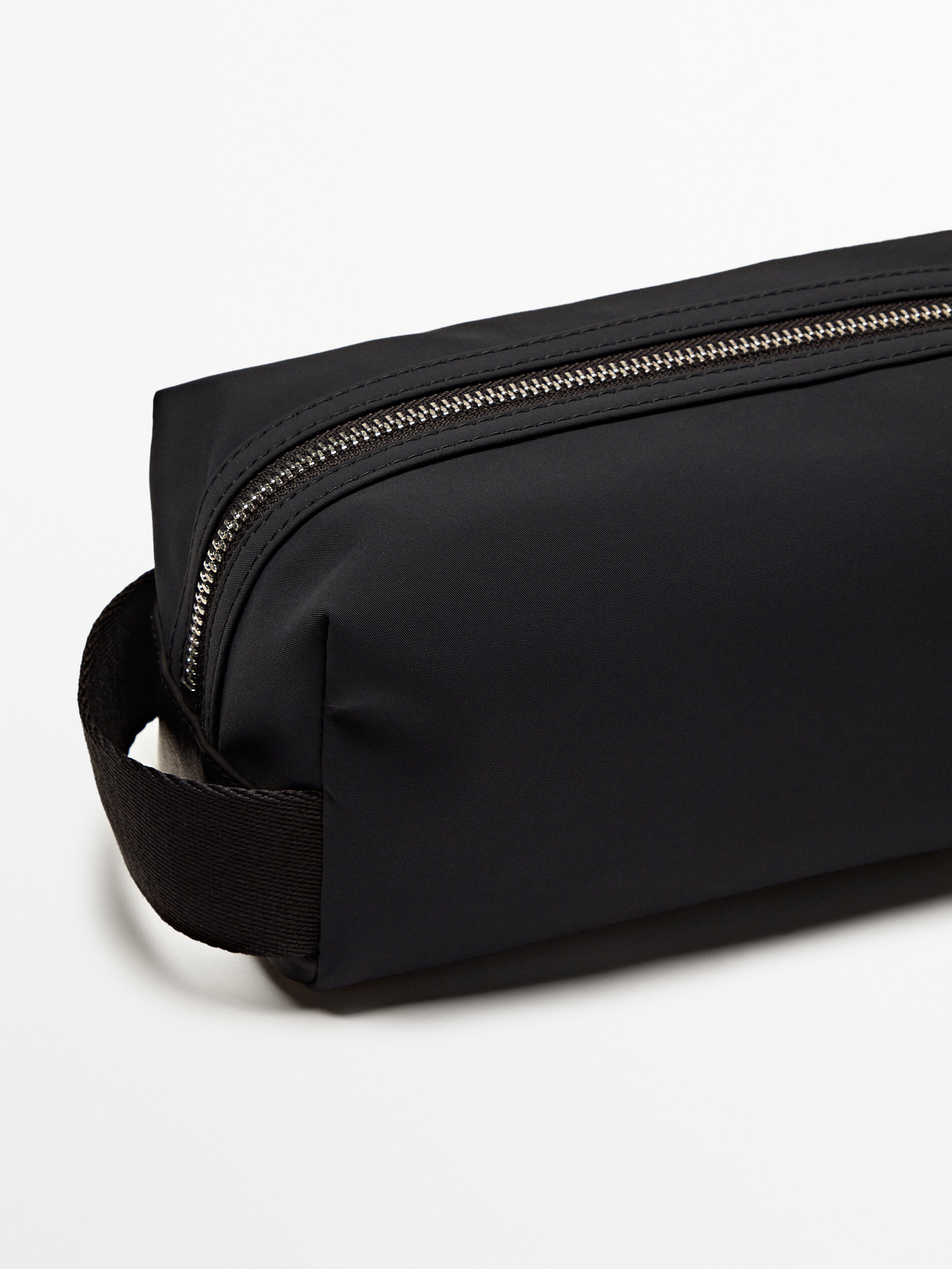Neceser online massimo dutti