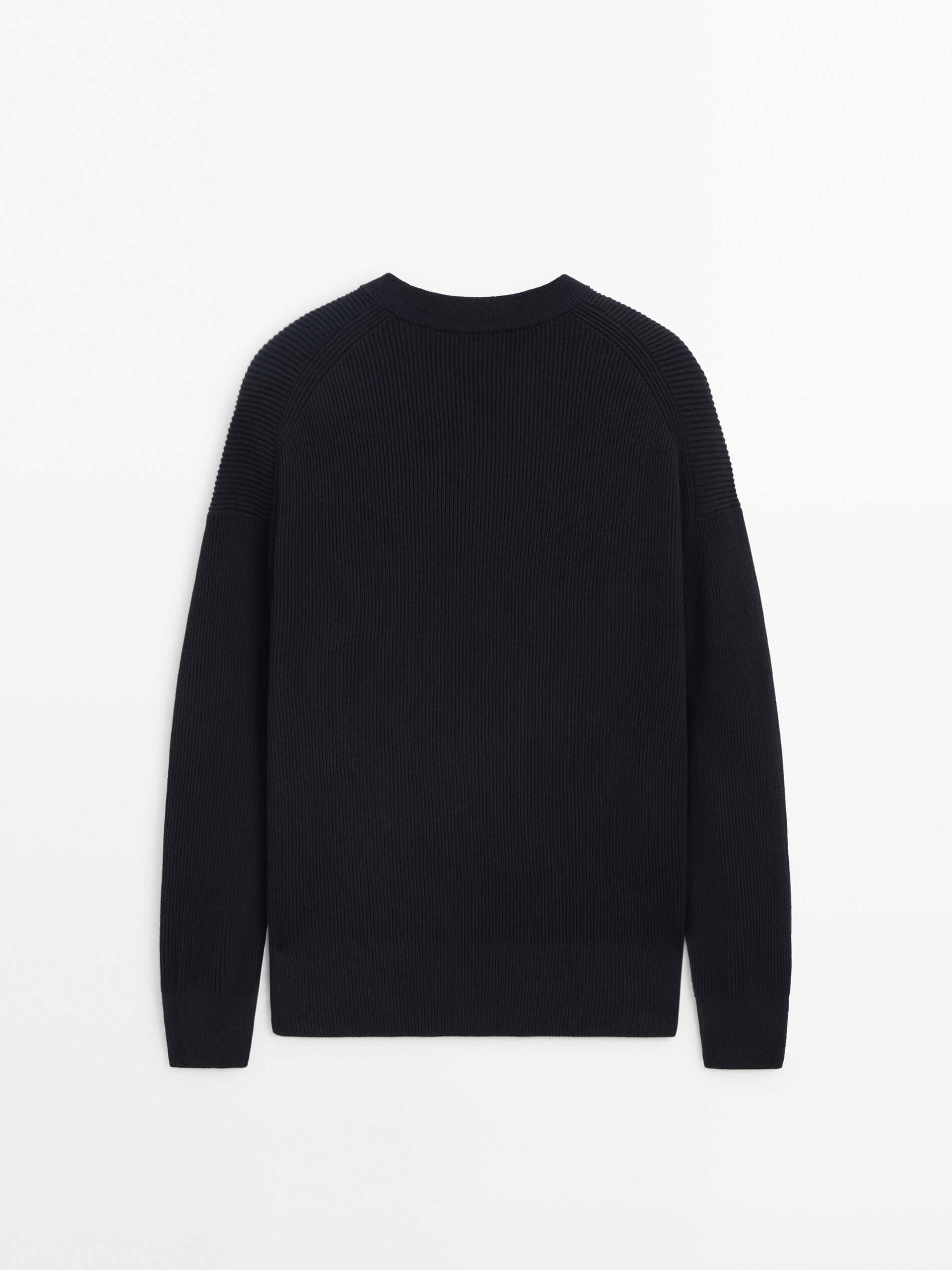 Textured crew deals neck jumper