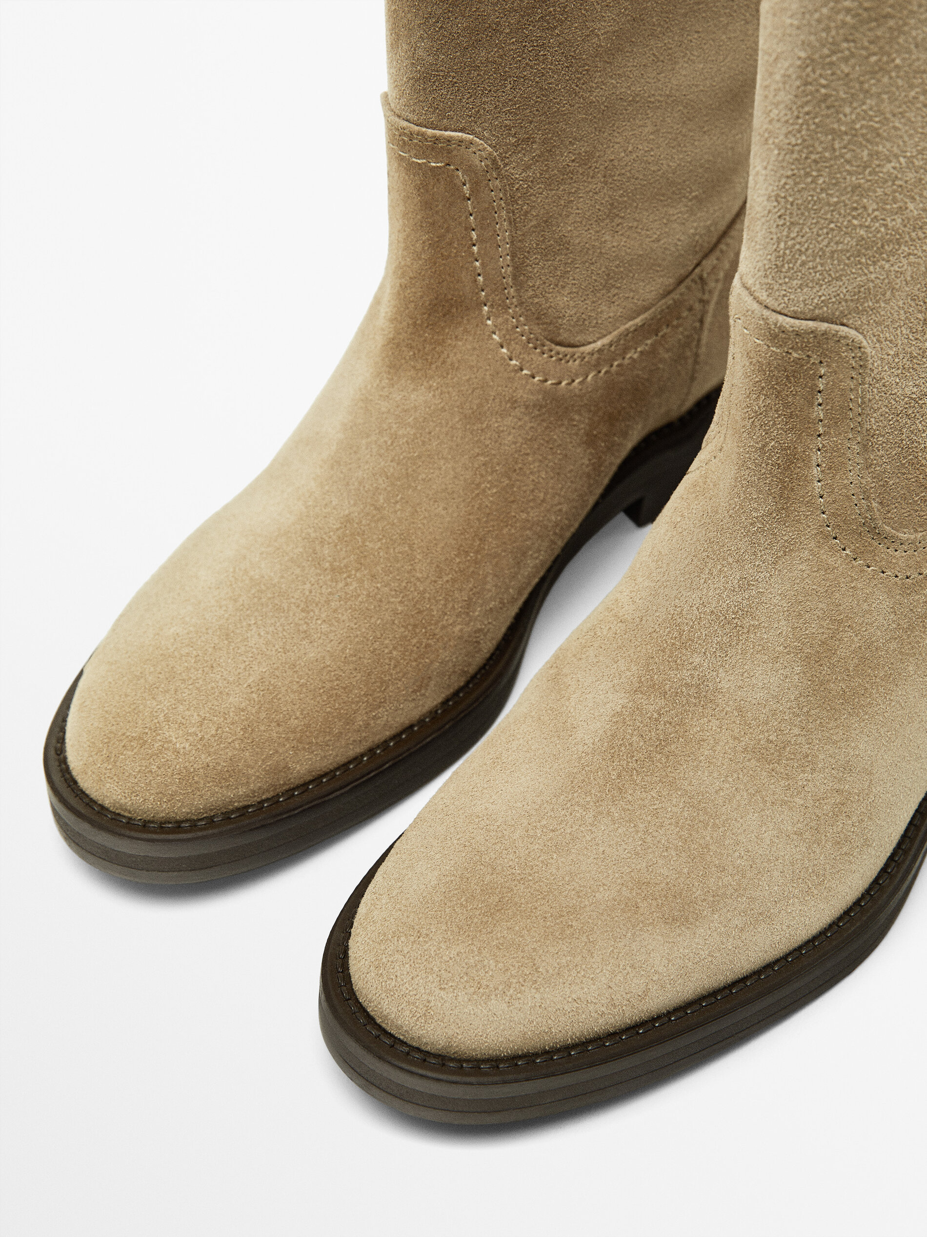 Flat split suede ankle boots