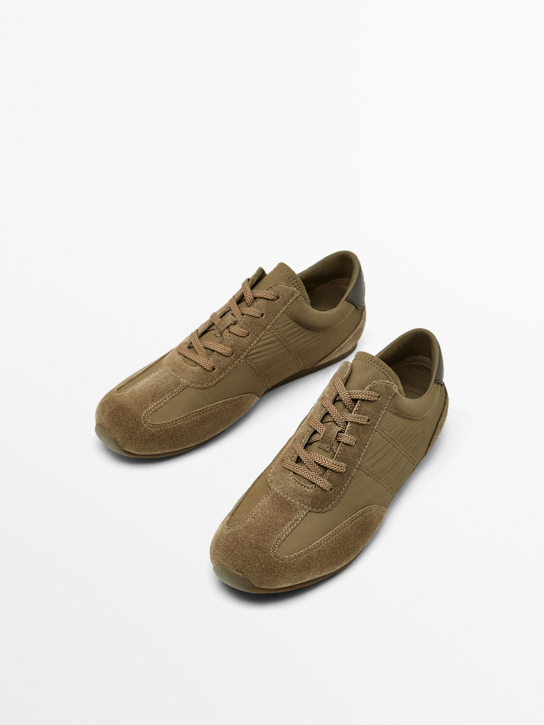 Contrast fabric trainers