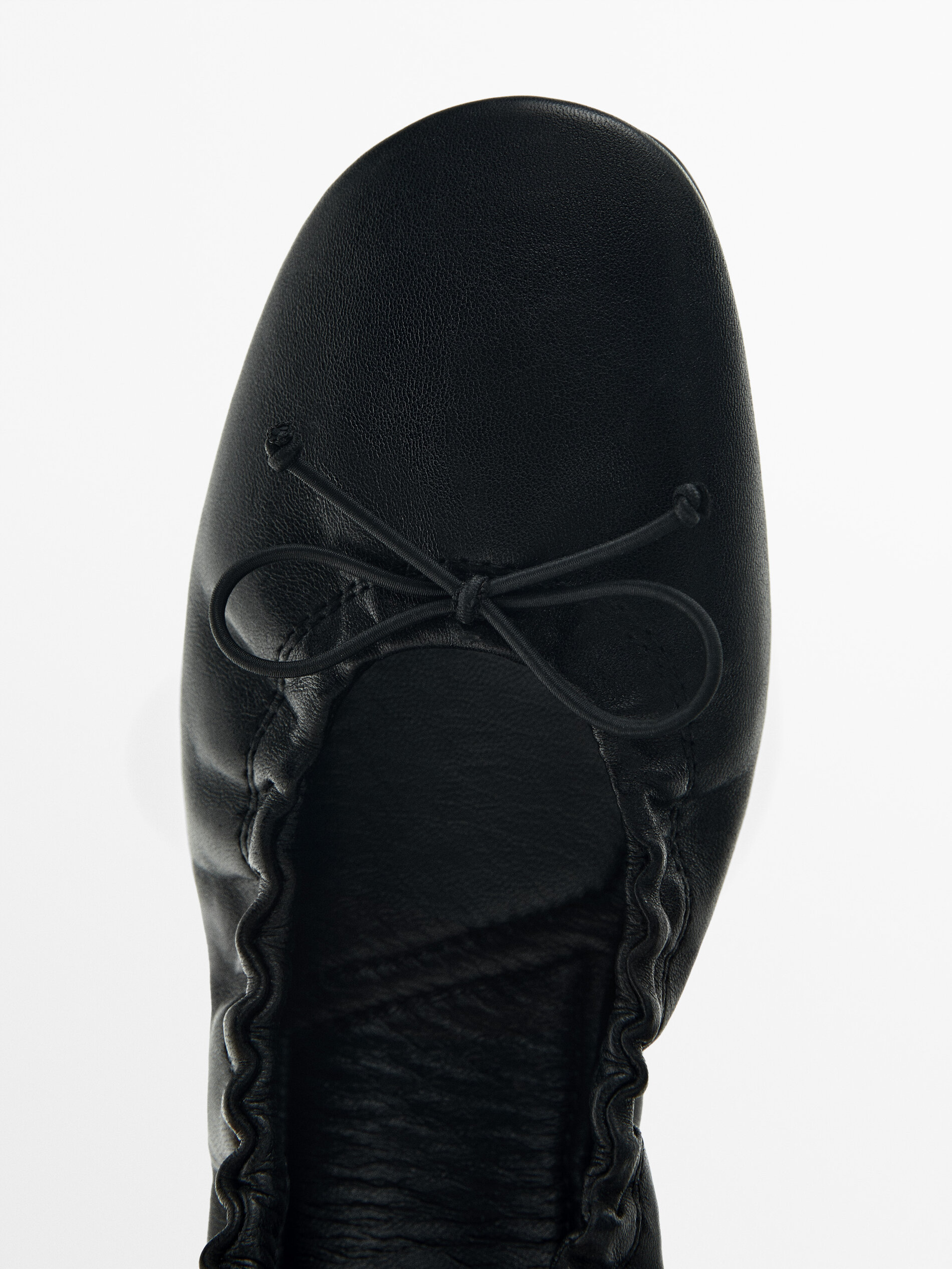 Ballet flats with gathered detail Black Flat Shoes Massimo Dutti