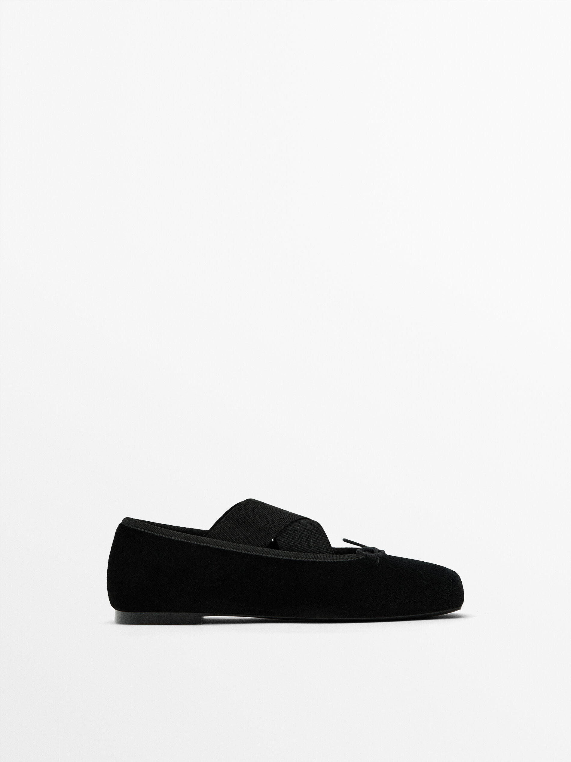 Black flat shoes online with bow