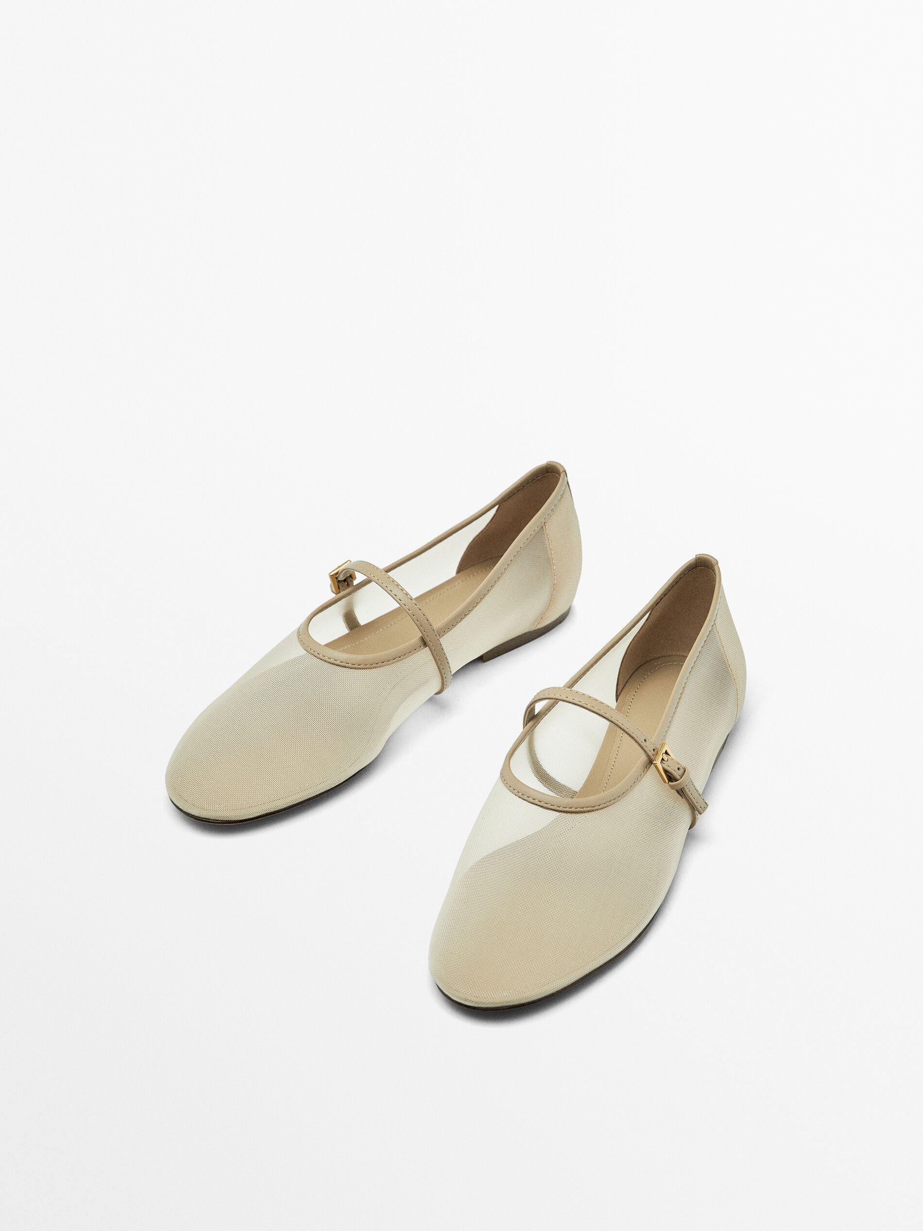 Cream flats shop