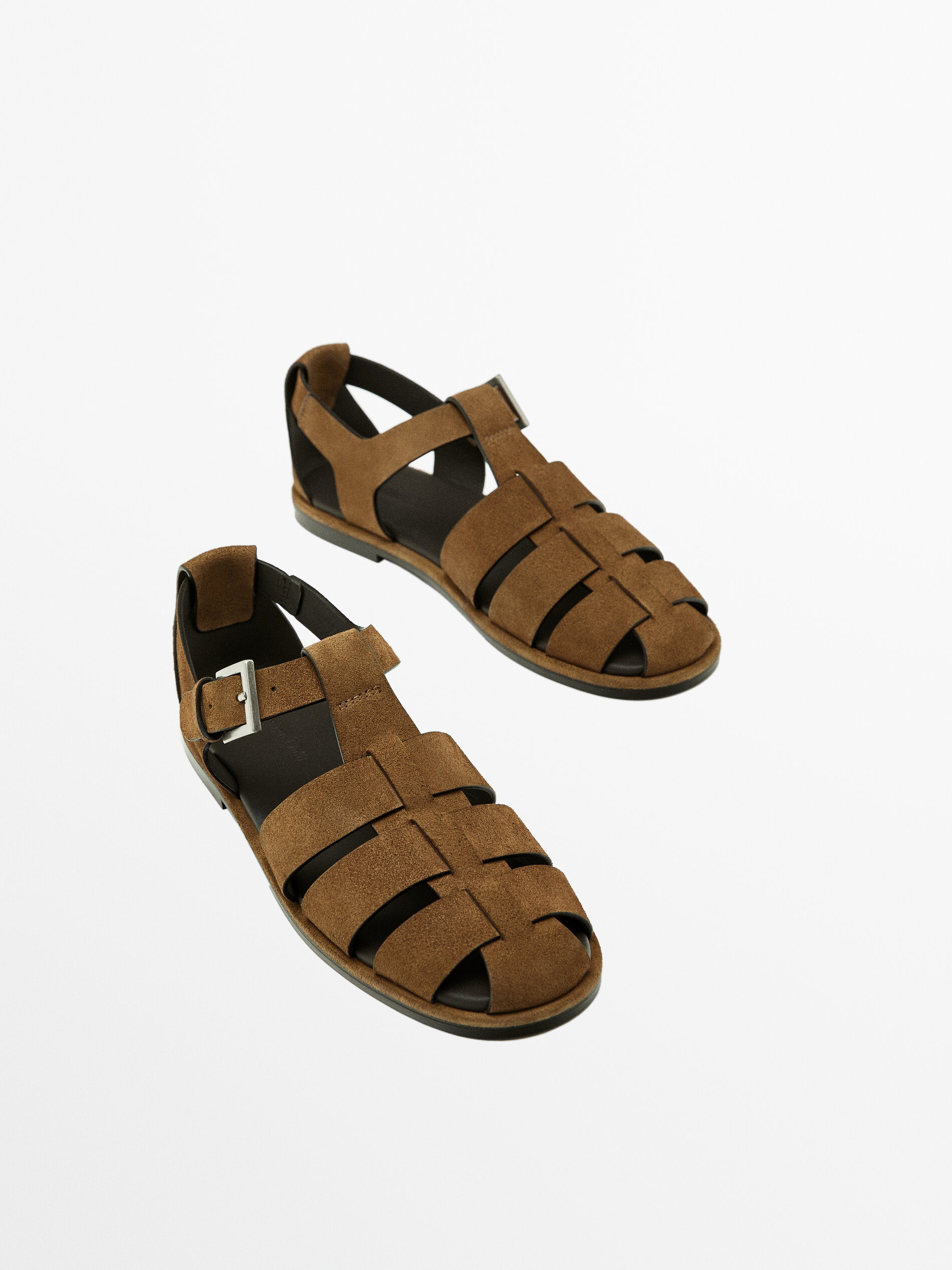 Sandales à lanières codycross sales