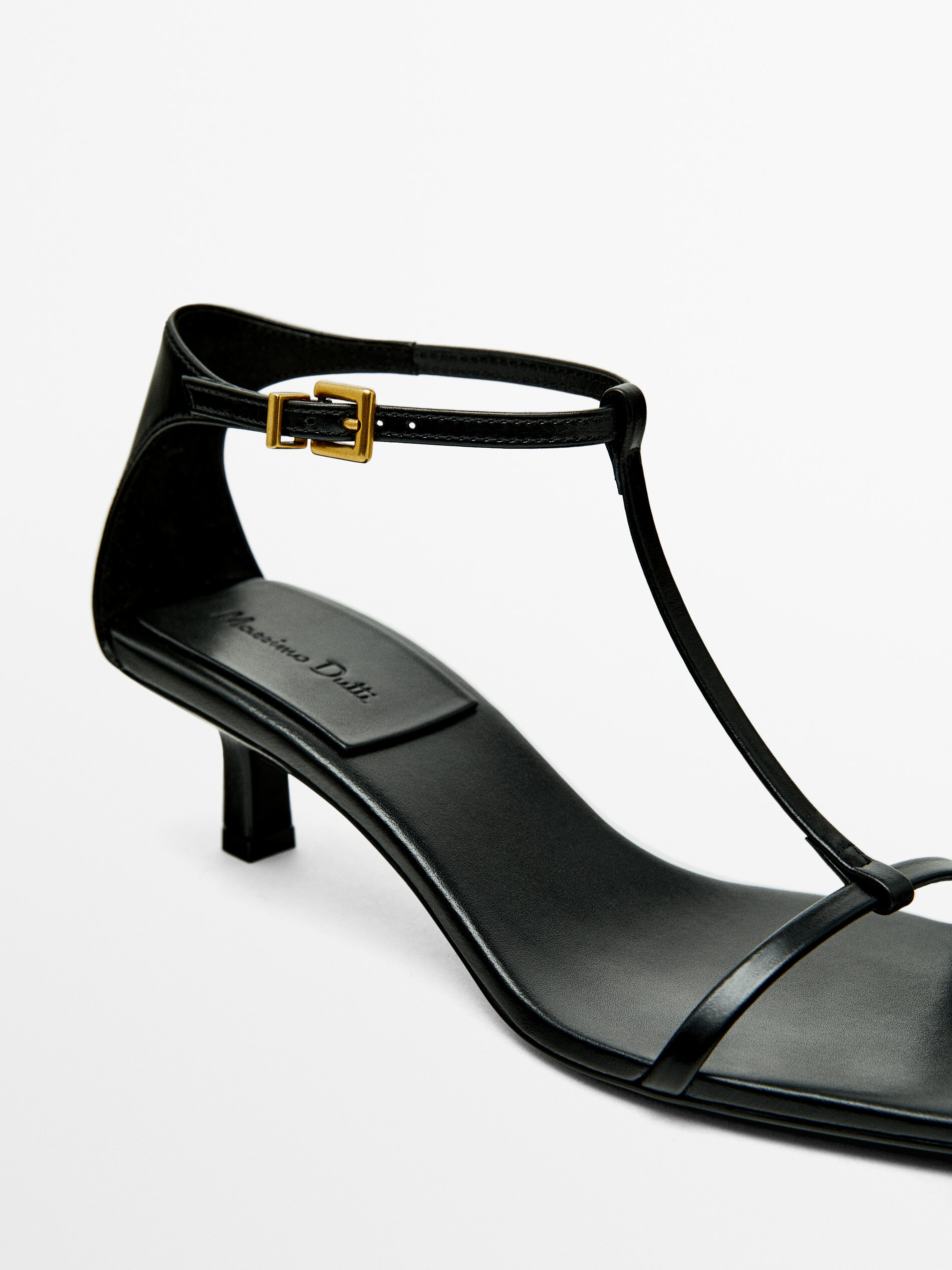 Des sandales deals talon