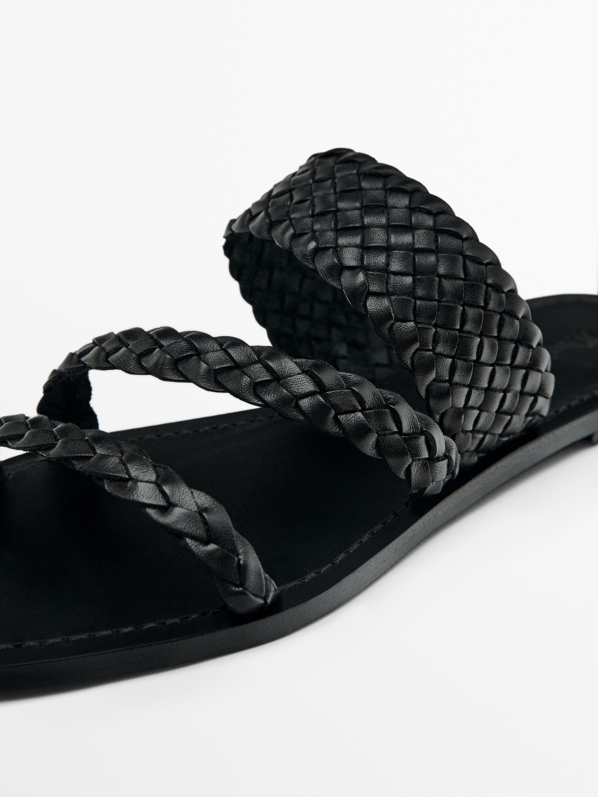 Massimo dutti clearance black sandals