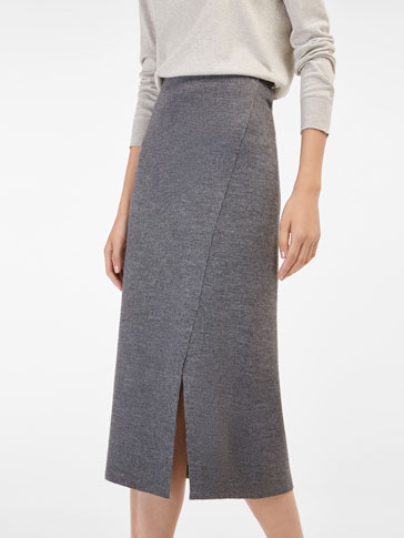 Plisowana sukienka midi