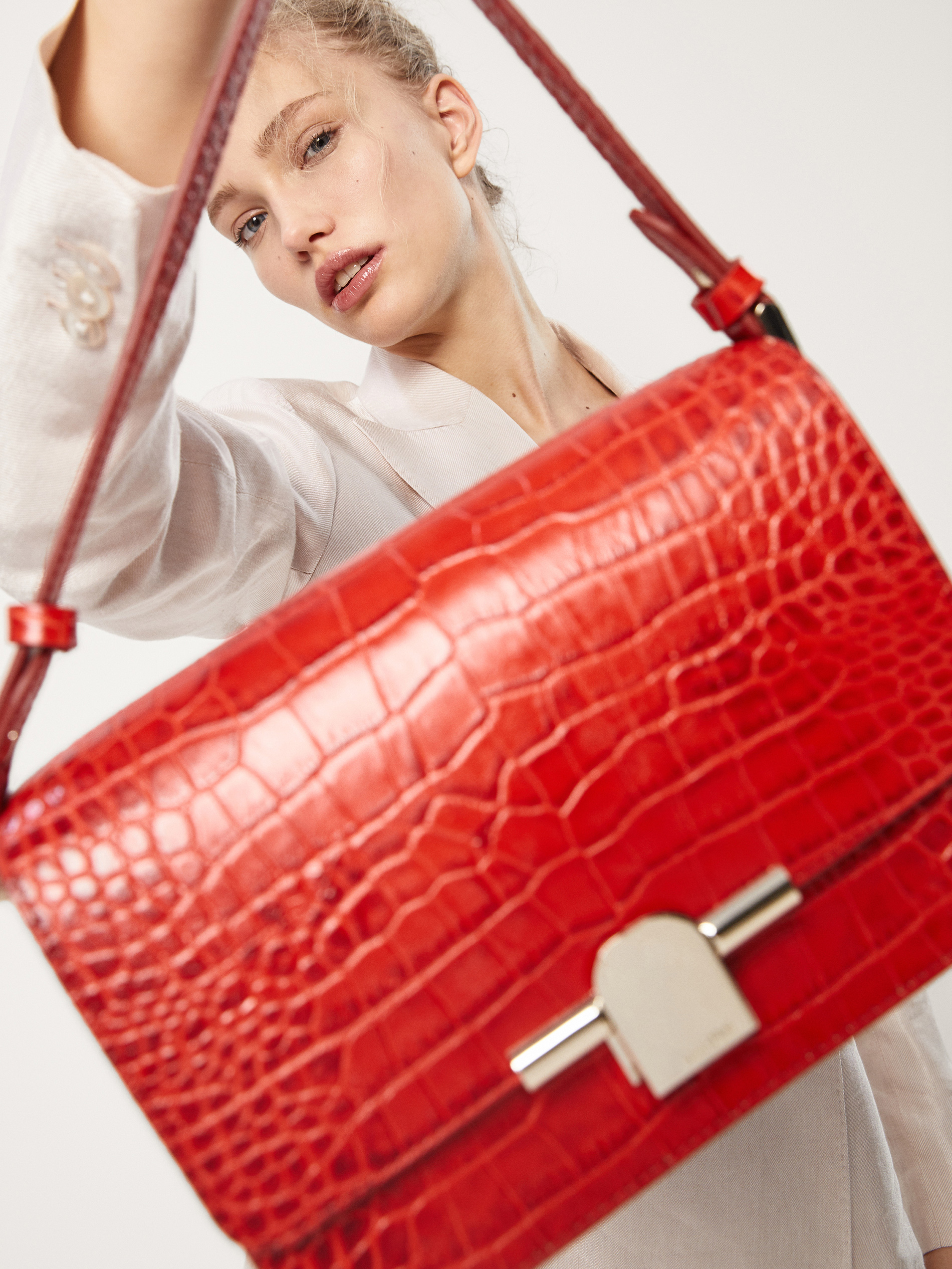 rebecca minkoff unlined feed bag
