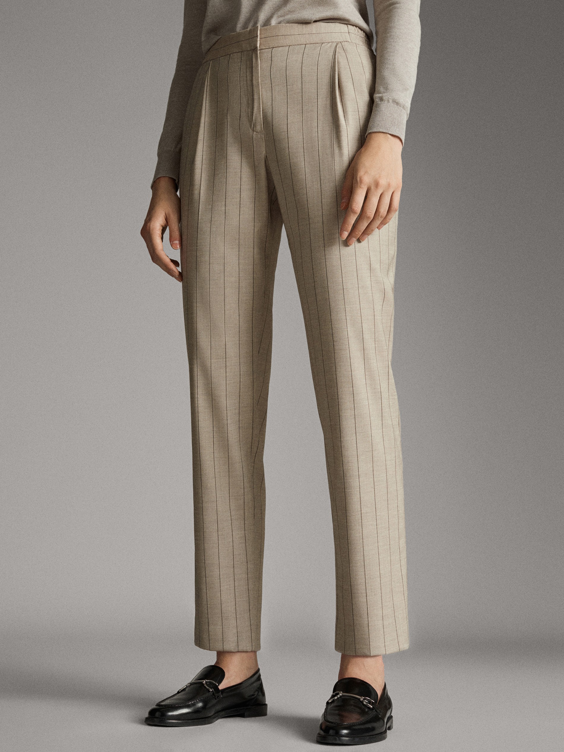 beige striped trousers