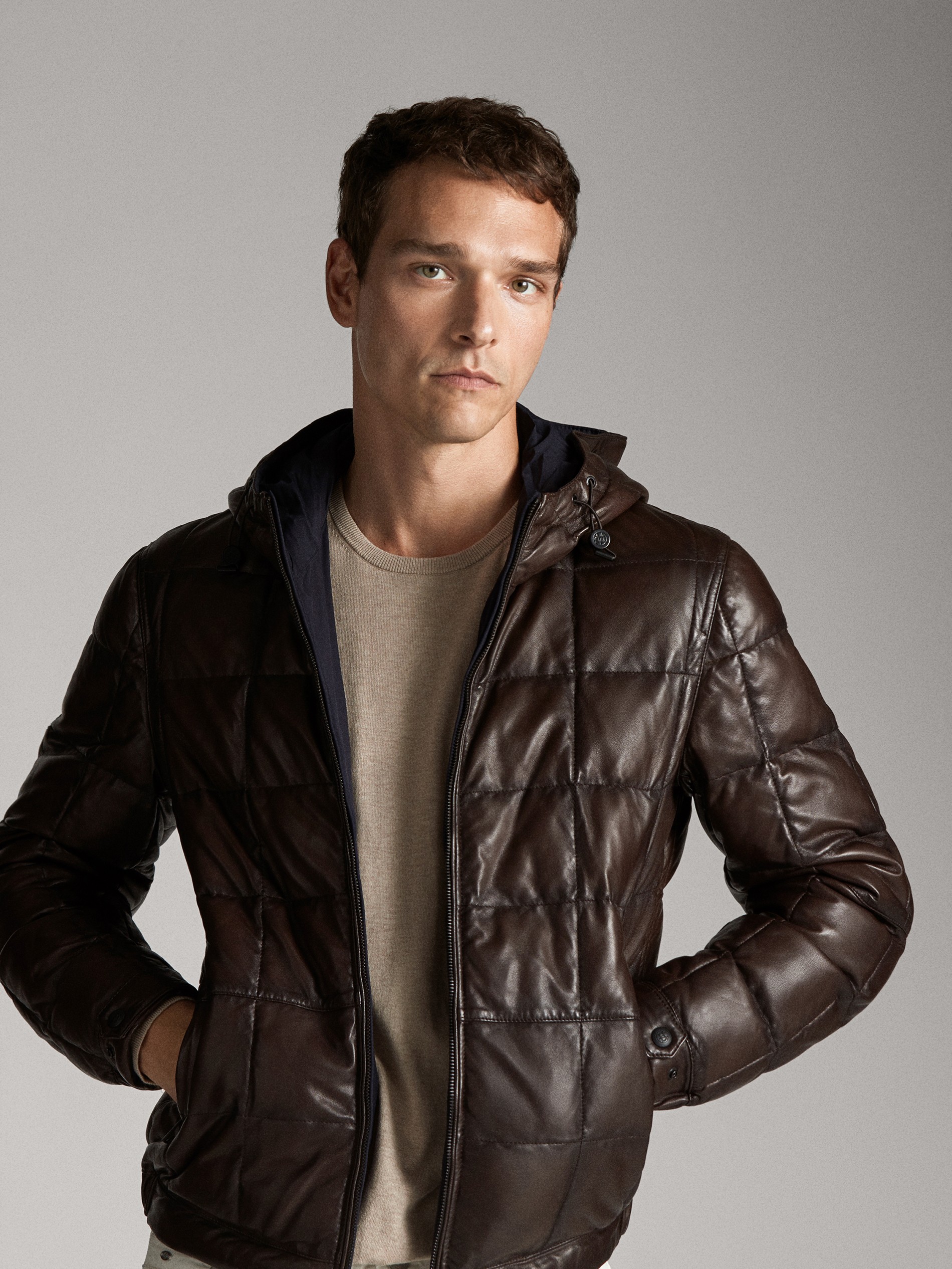 Натуральные пуховики мужские. Мужская куртка massimo Dutti 3407. Пуховик мужской 2020 massimo Dutti. Куртка massimo Dutti мужская кожаная 3327. Massimo Dutti Jacket.