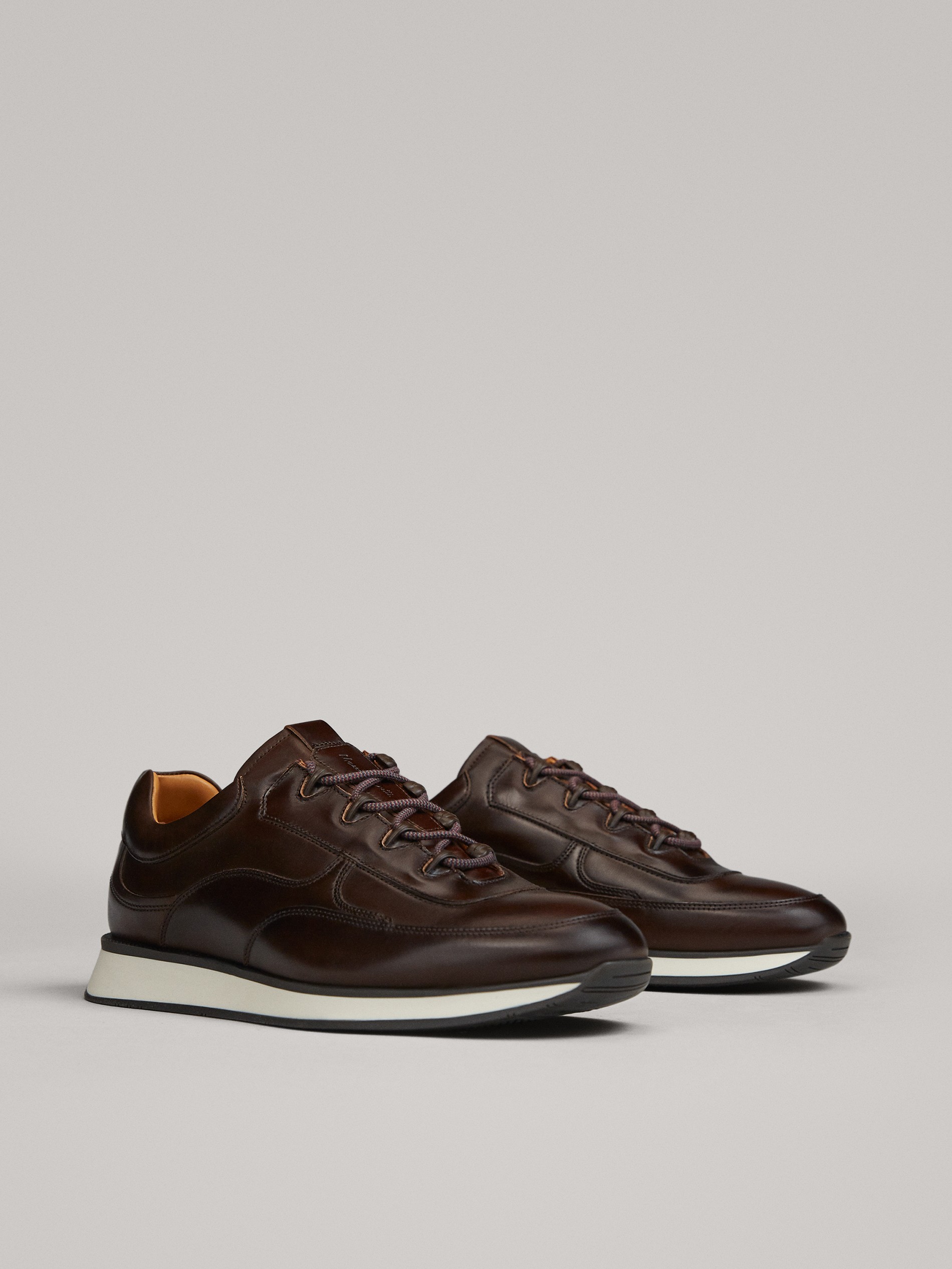 leather trainer shoes