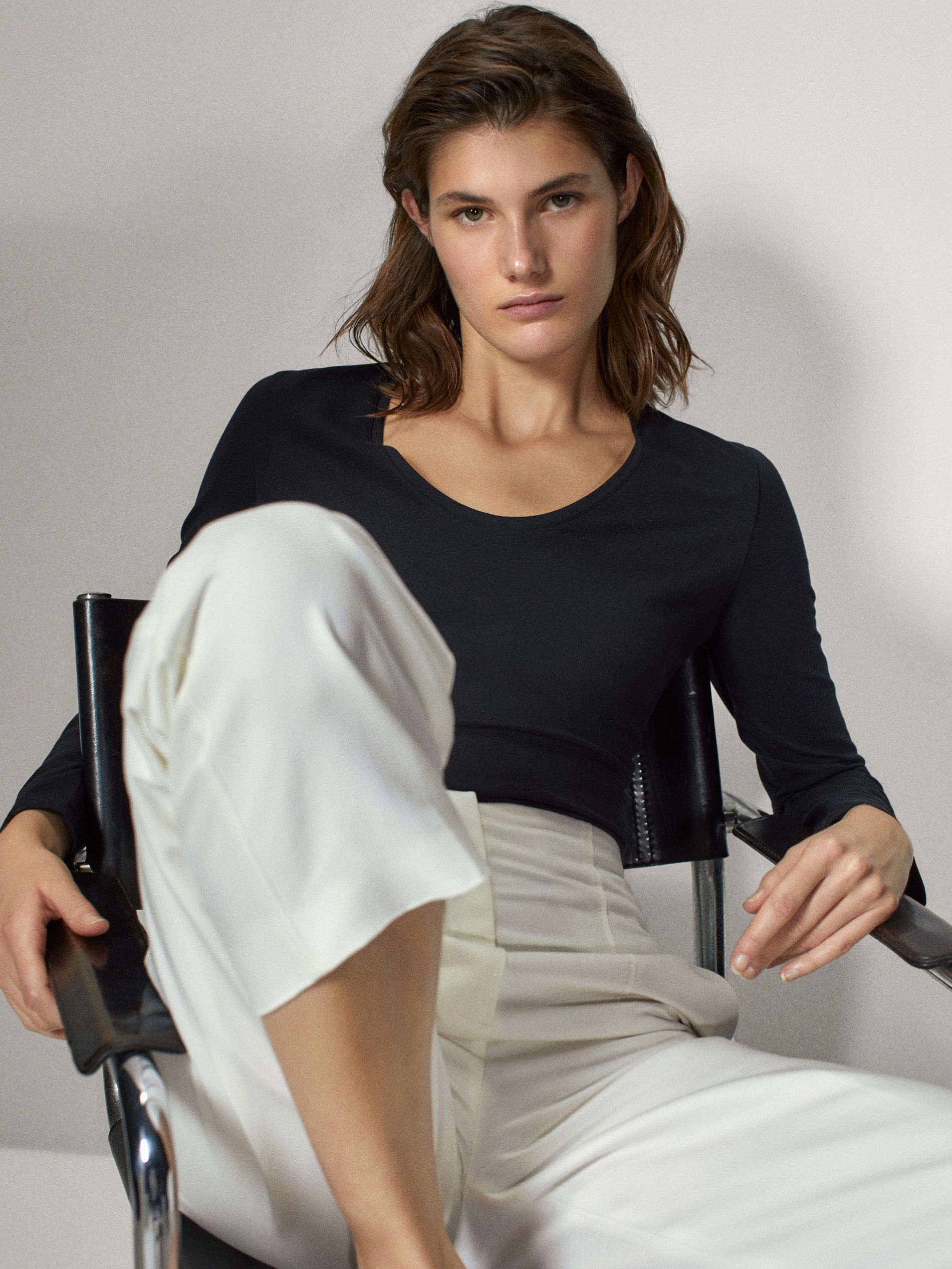 plain v neck long sleeve shirts