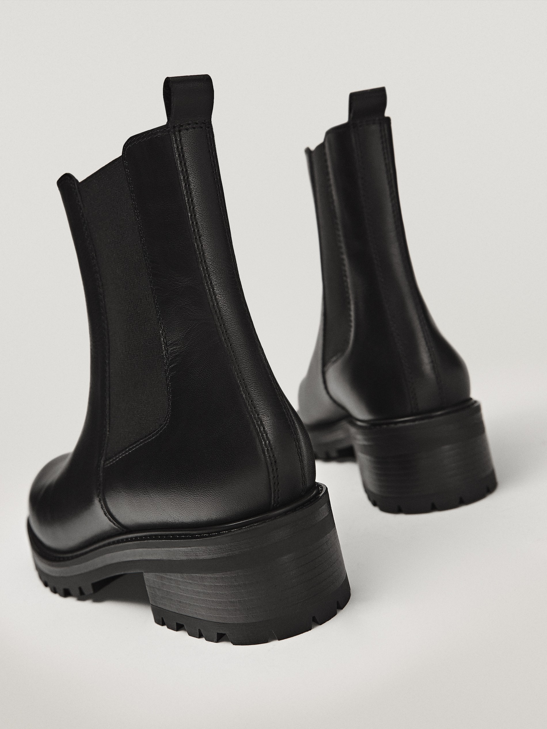 massimo dutti chelsea boots