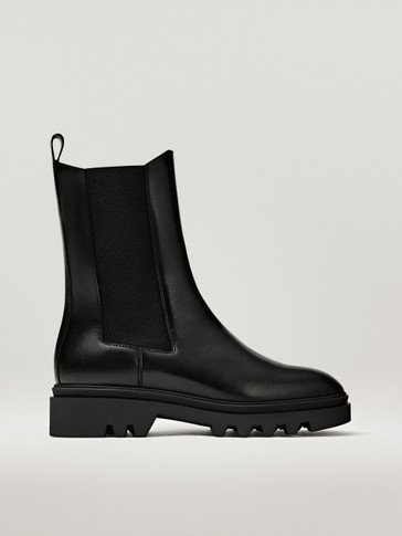 flat chelsea boots with track sole