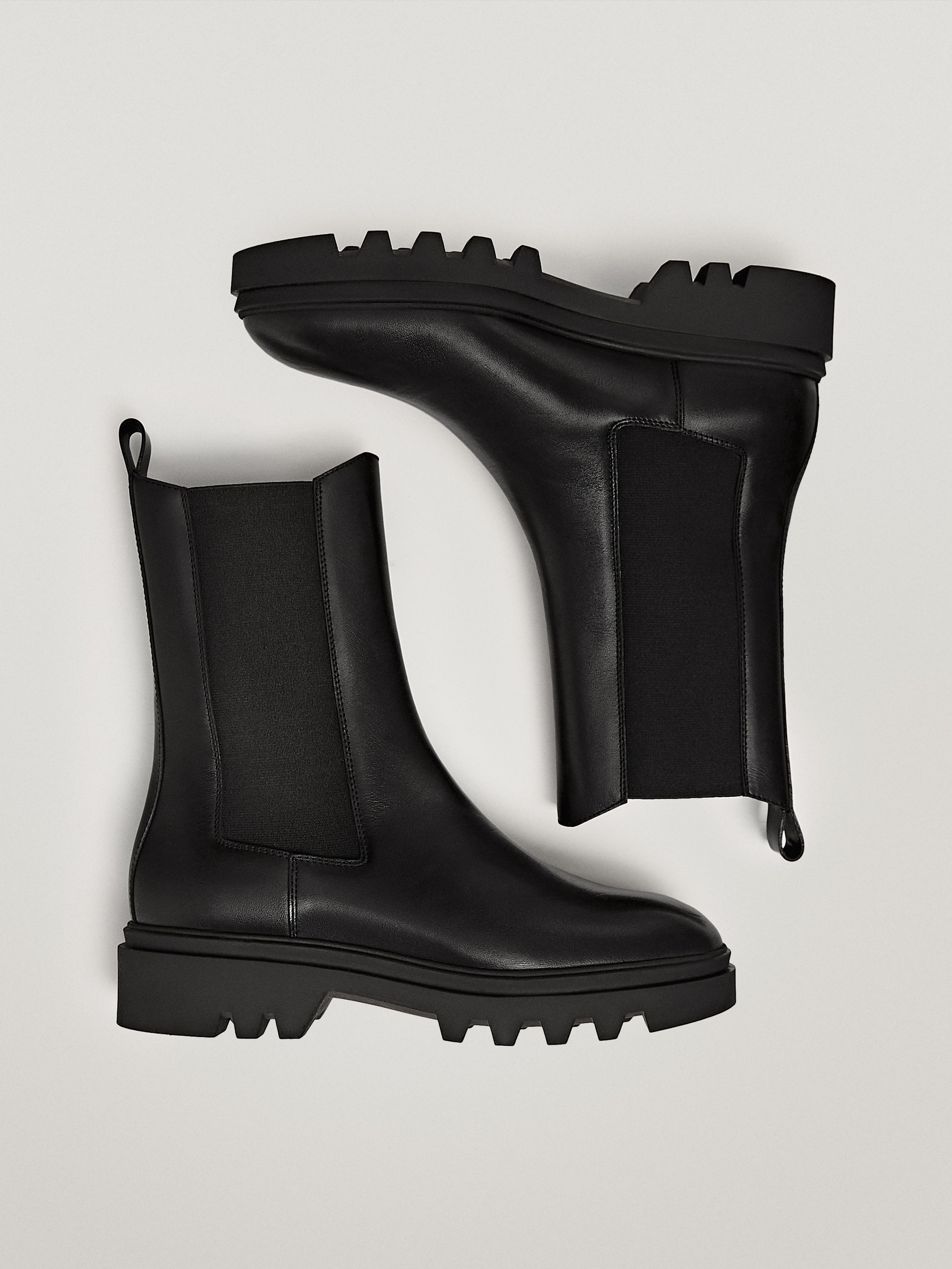 massimo dutti leather chelsea boots with track soles