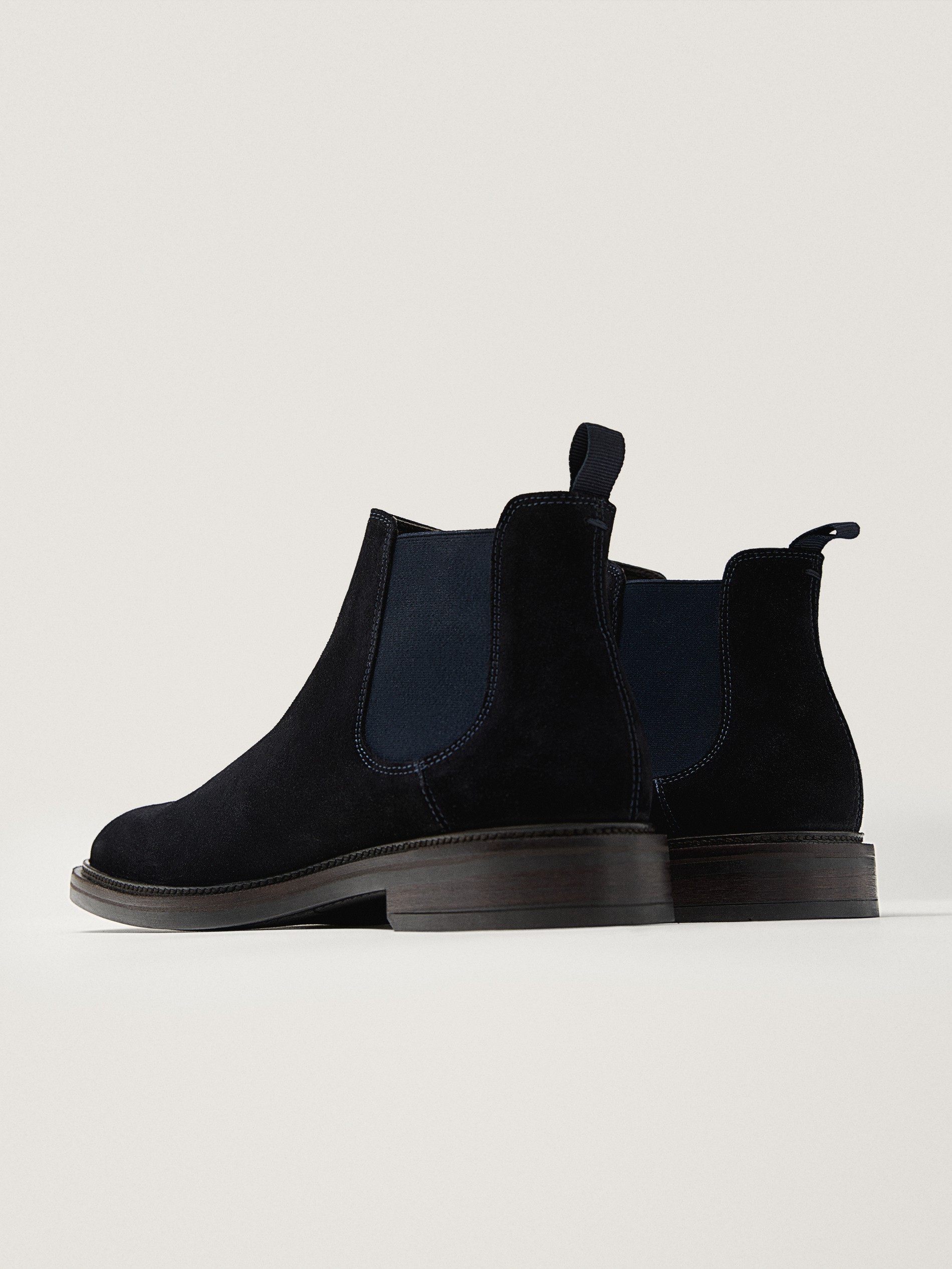 massimo dutti suede boots