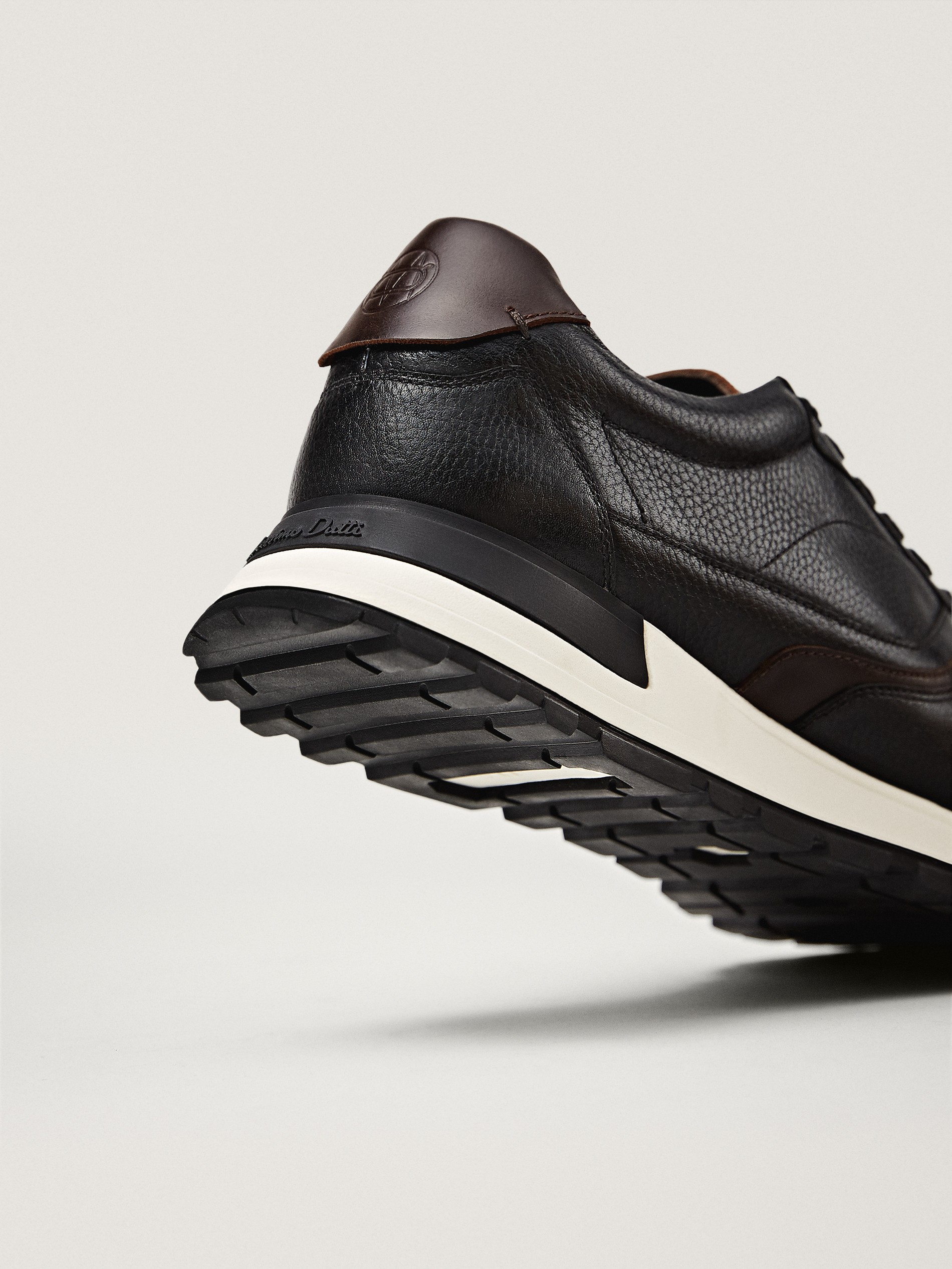 Black leather trainers with trims - Men 