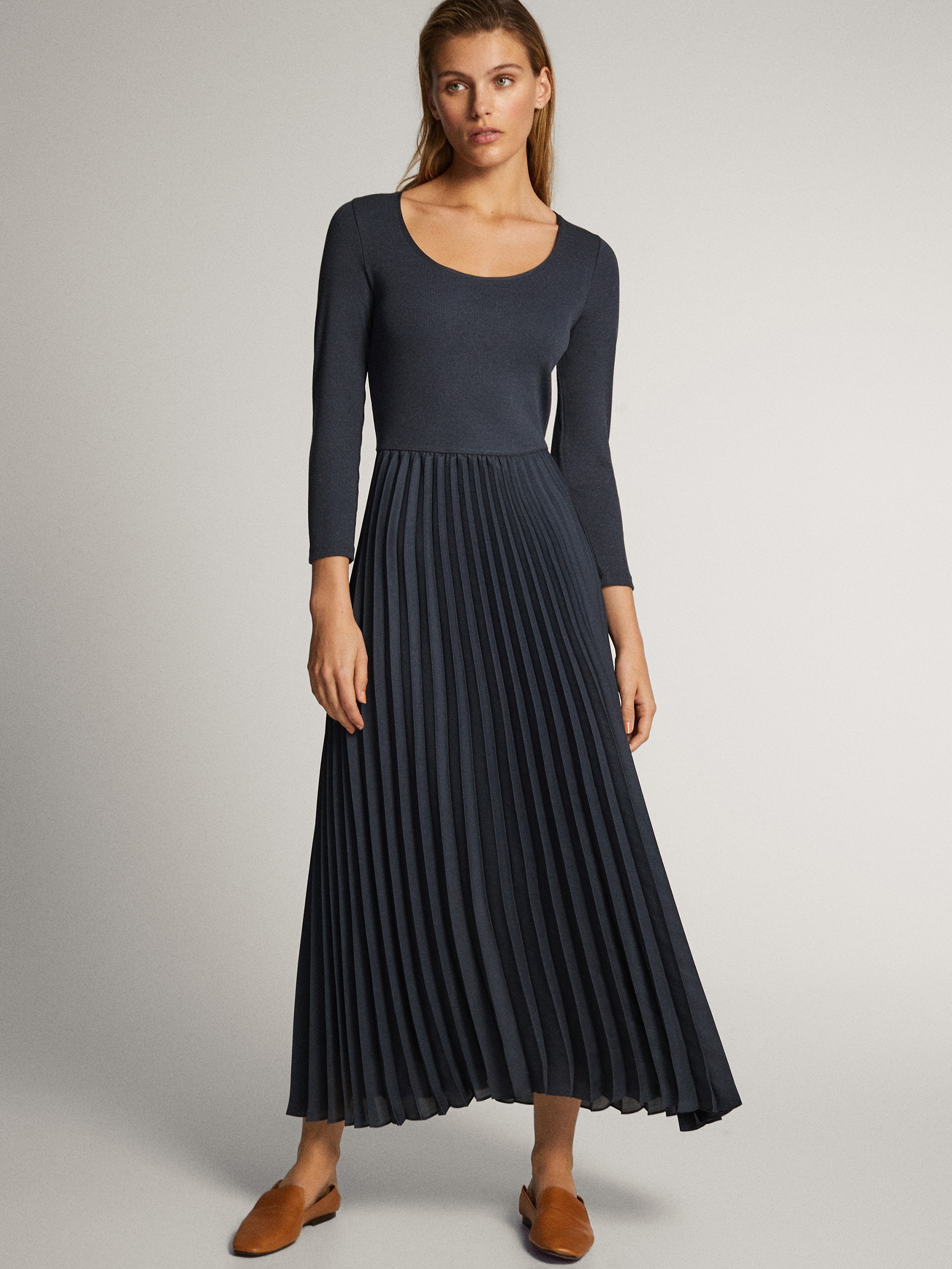 Massimo Dutti Ribbed Dress With Belt 