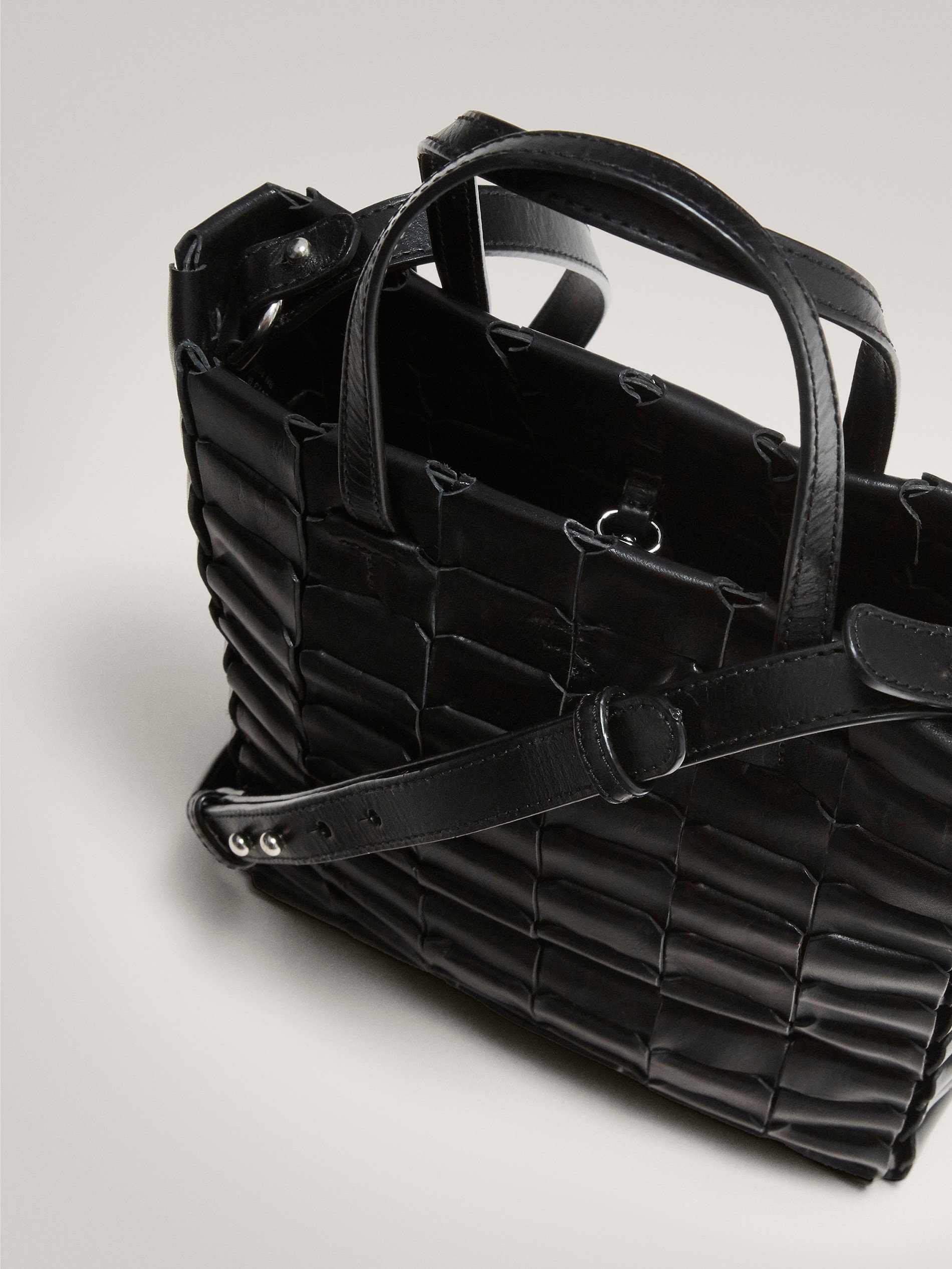 massimo dutti black leather bag