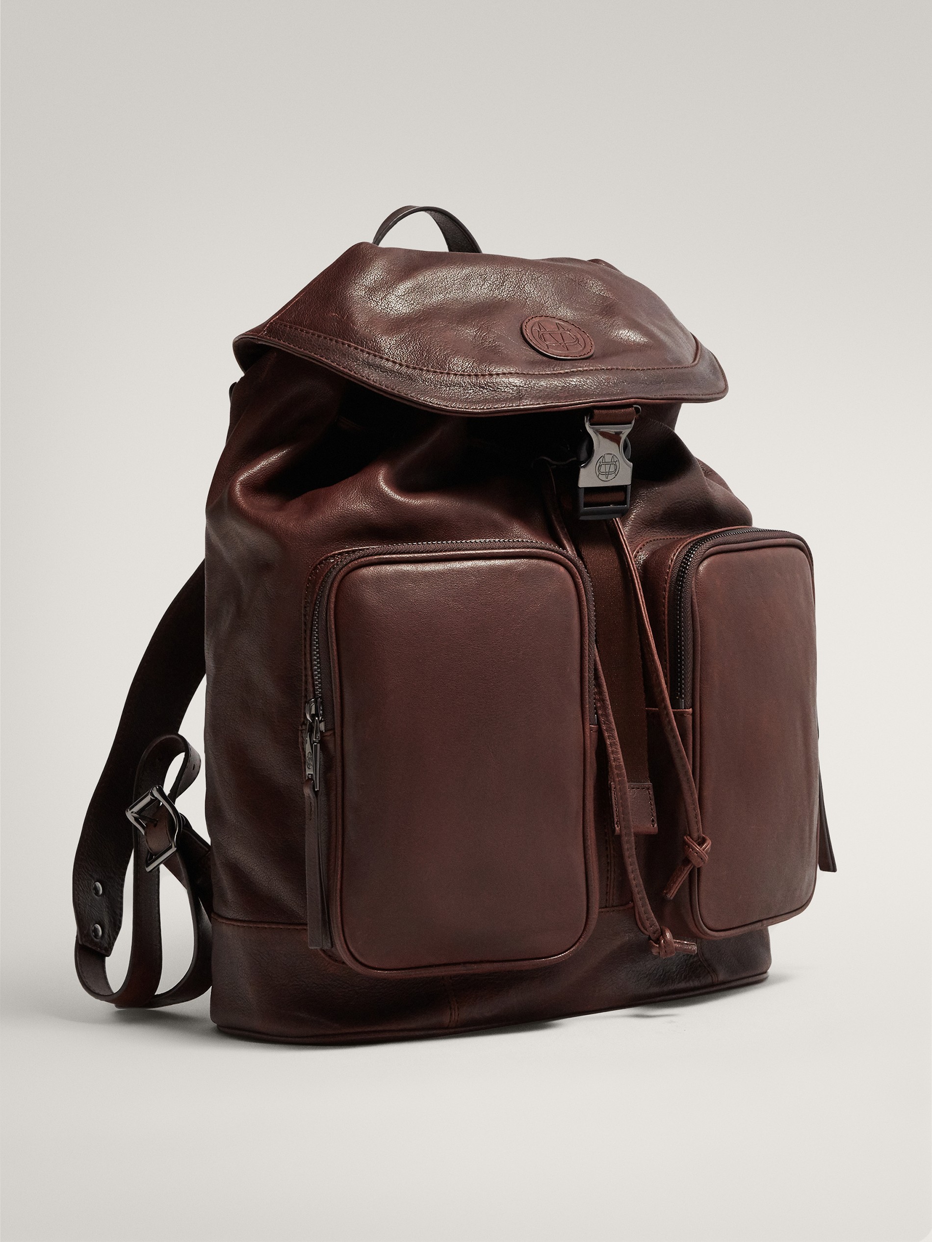 massimo dutti backpack leather