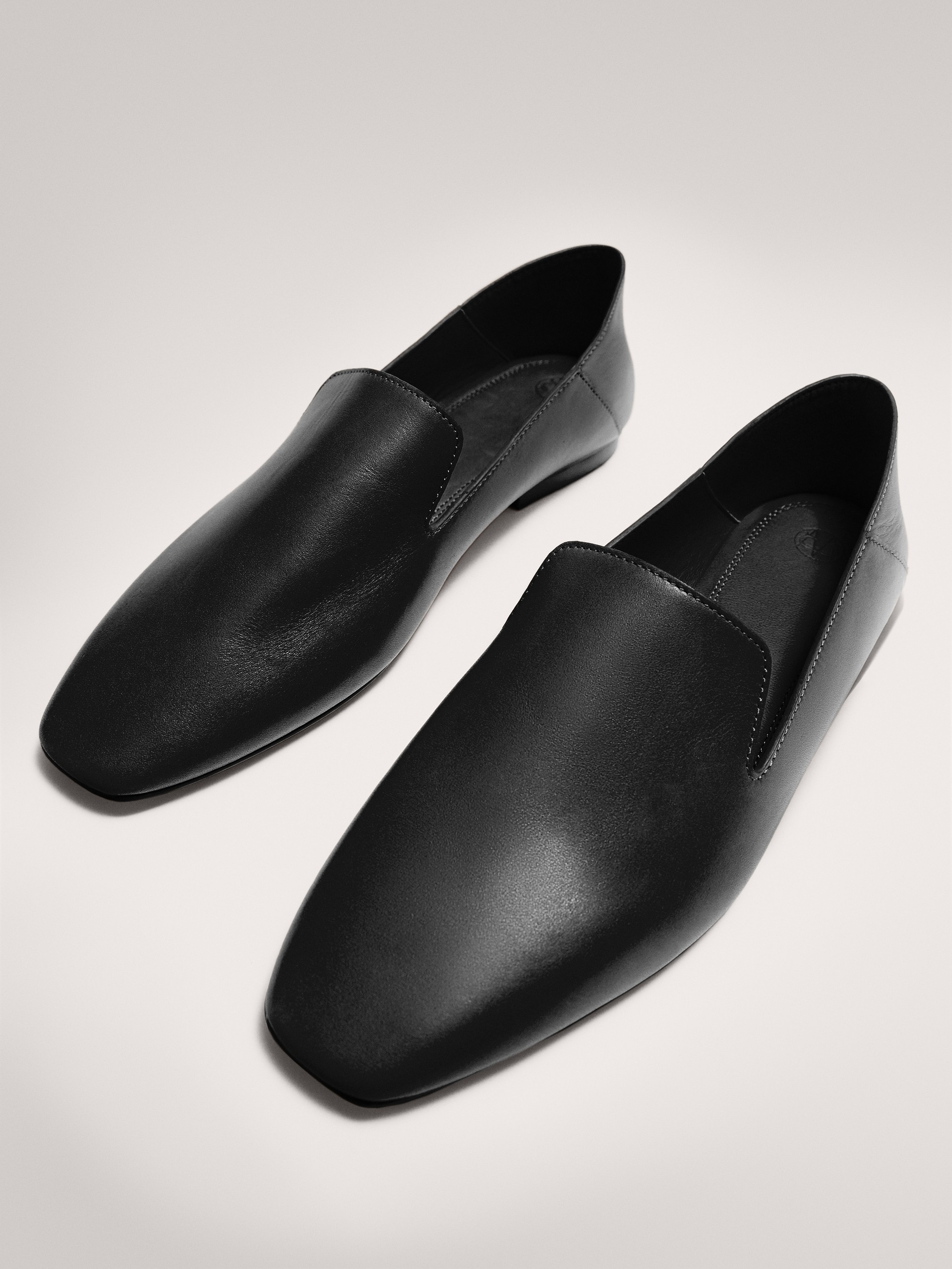 SOFT LEATHER LOAFERS - Women - Massimo 