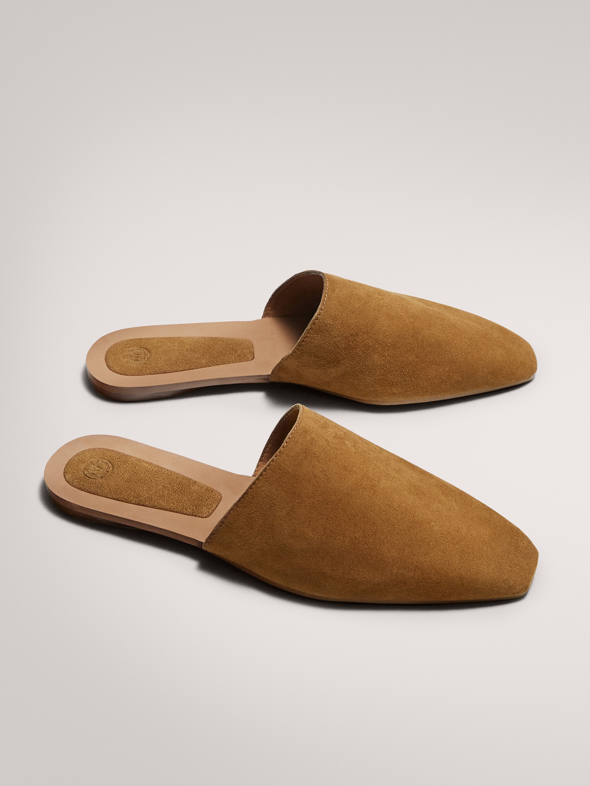 LEATHER MULES WITH SPLIT SUEDE - Women 