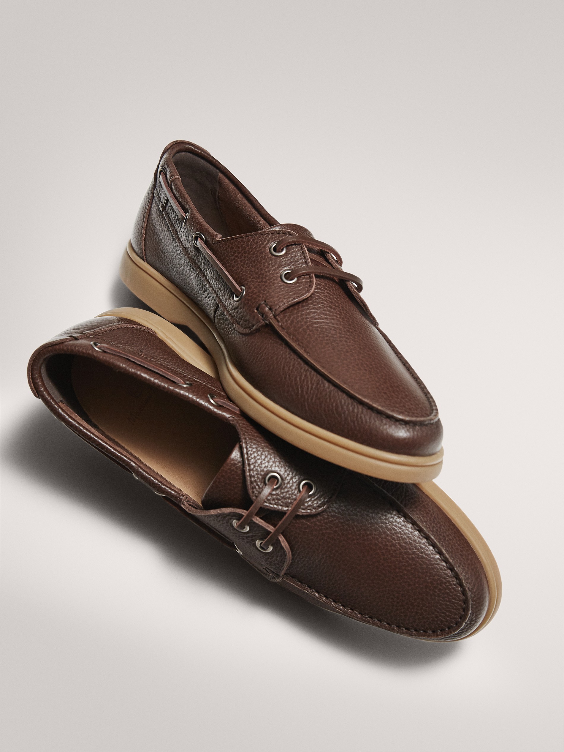 soft leather boat shoes