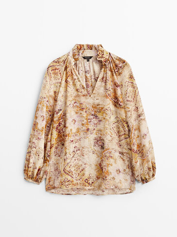 Printed shirt with ruffled neck