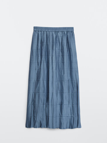 Pleated skirt with elastic waist
