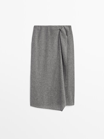 Cashmere wool skirt with asymmetric hem