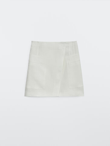 Короткая юбка изо льна с карманами