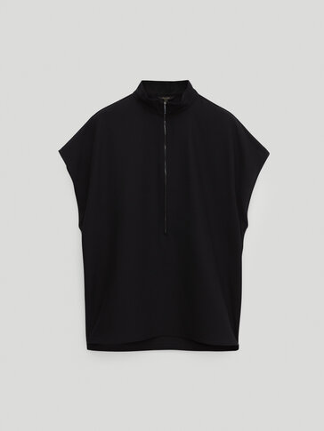 Black twill top with zip