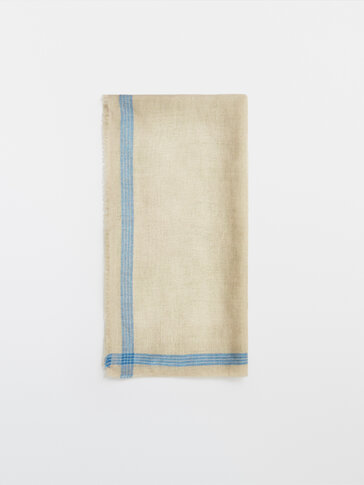 Linen scarf with striped detail