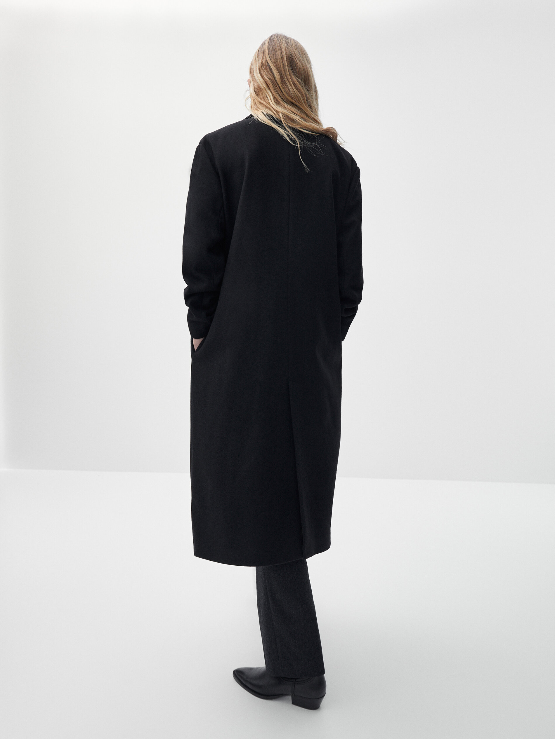 black coat massimo dutti