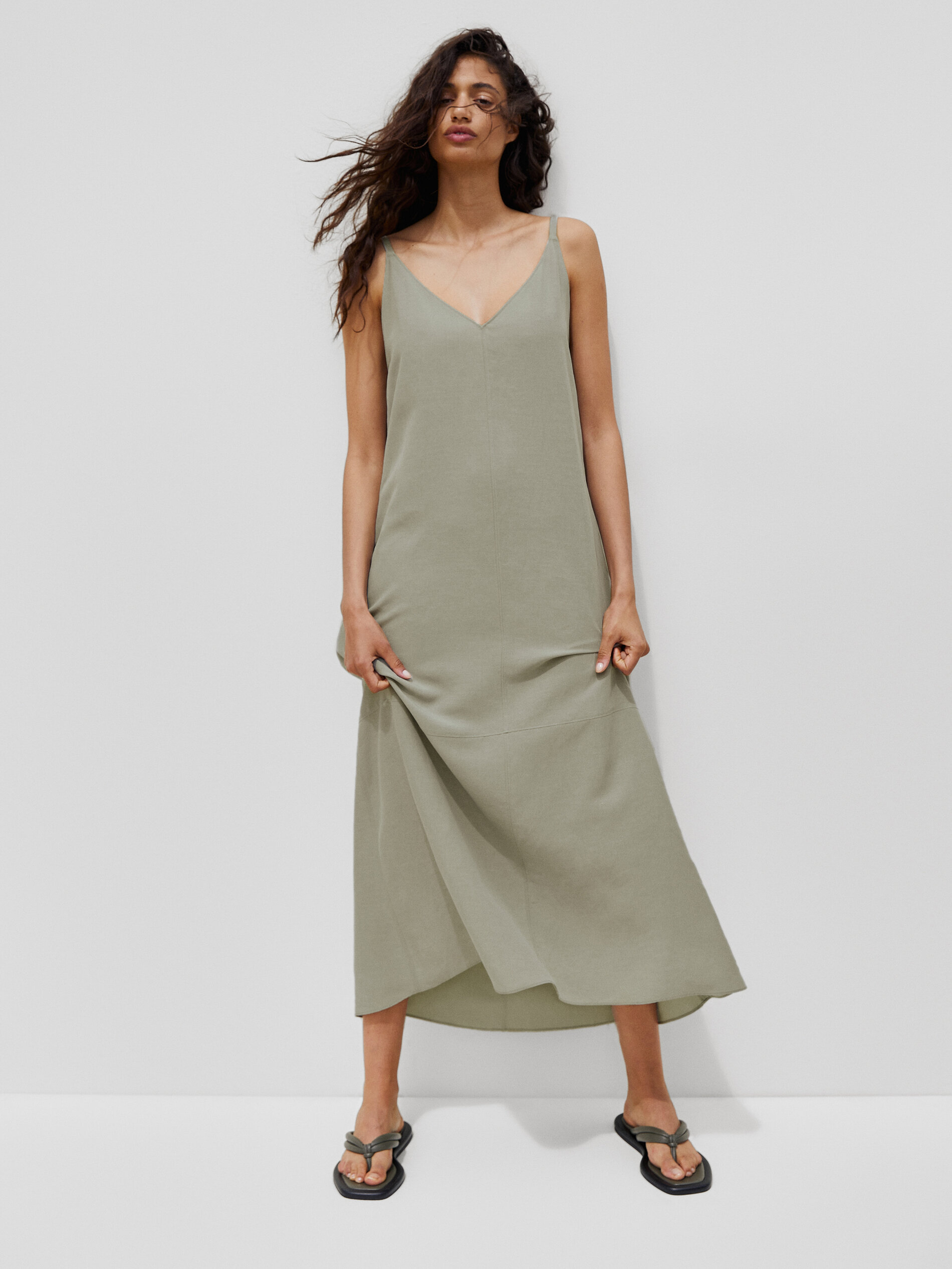 Dresses, Jumpsuits \u0026 Skirts 